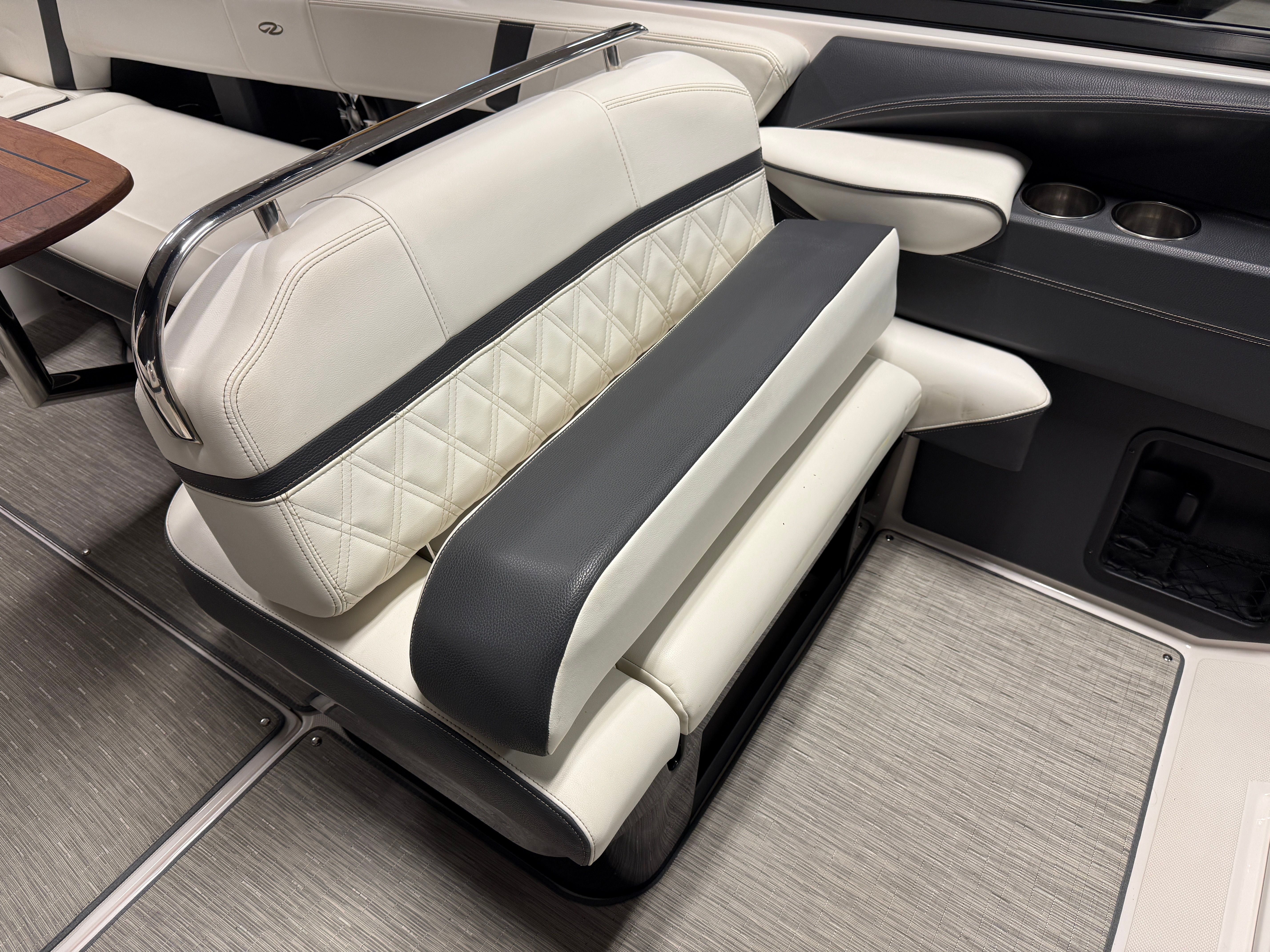 2018 Regal 2800 Image Thumbnail #39