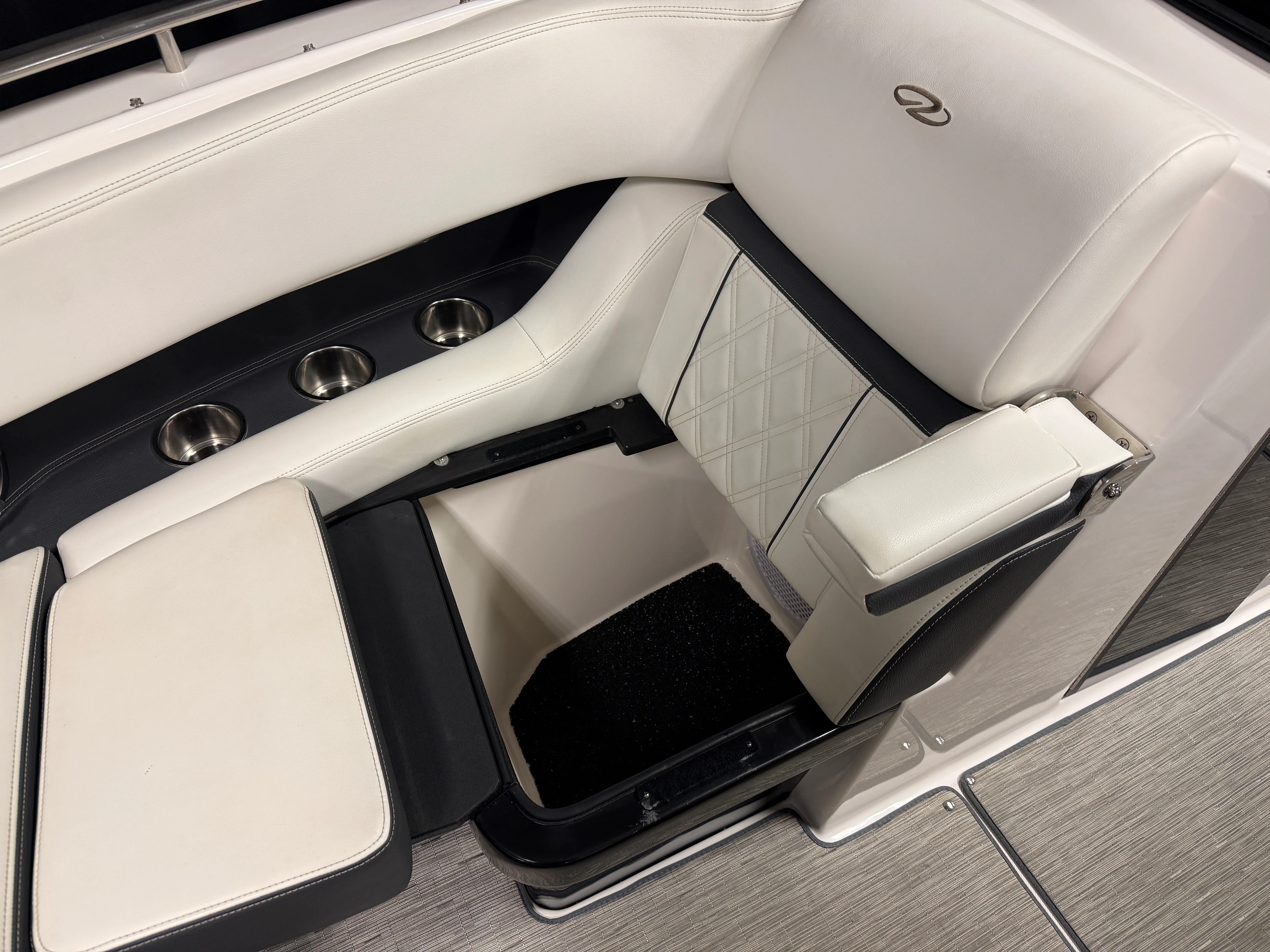 2018 Regal 2800 Image Thumbnail #68