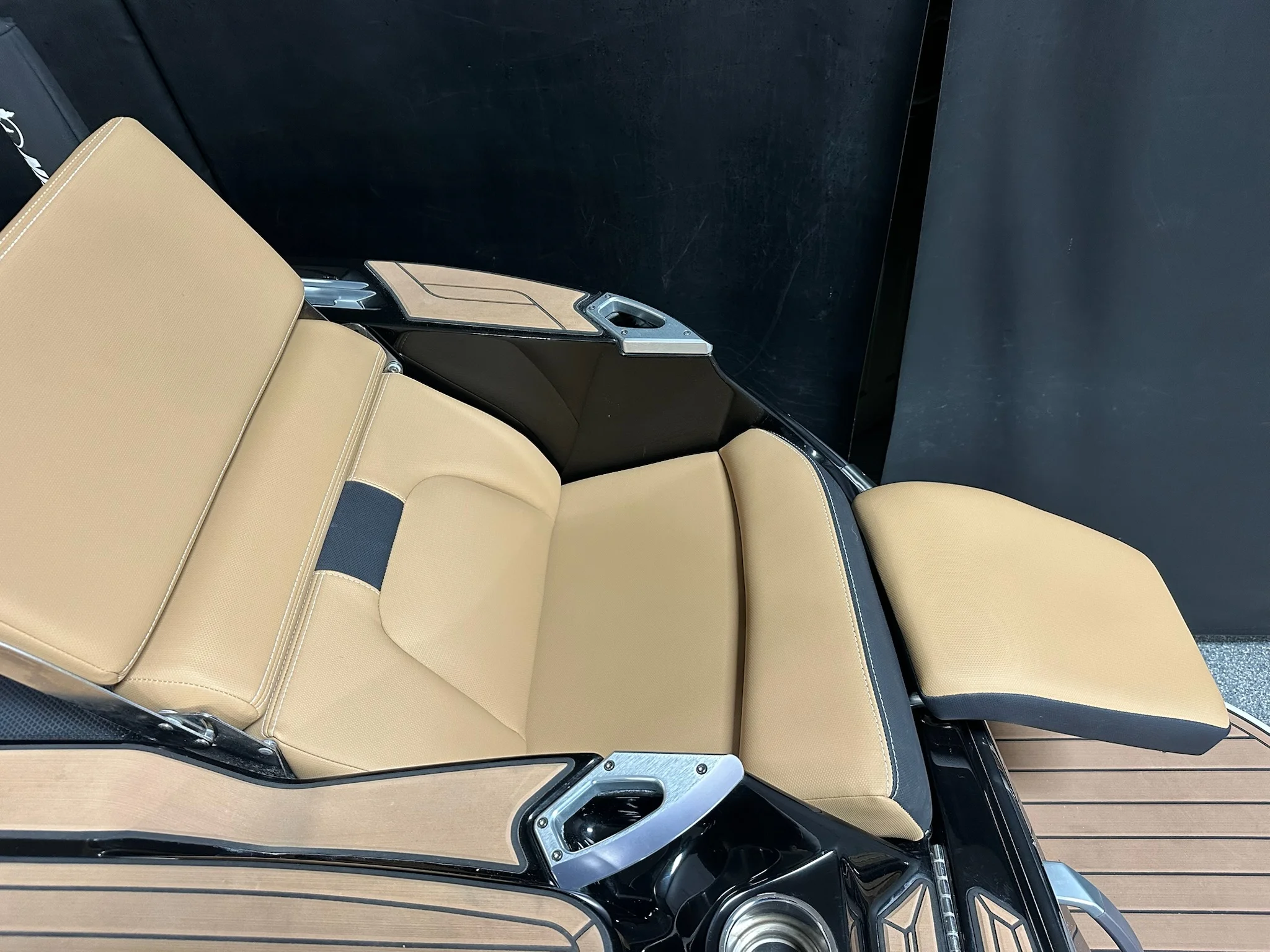 2021 Mastercraft X24 Image Thumbnail #13