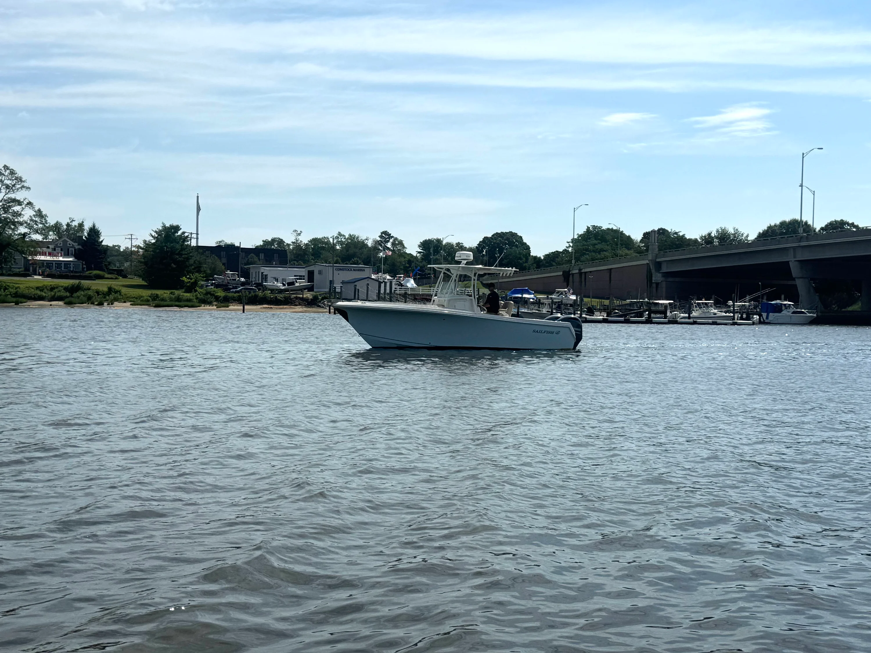 2021 Sailfish 242 CC Image Thumbnail #39