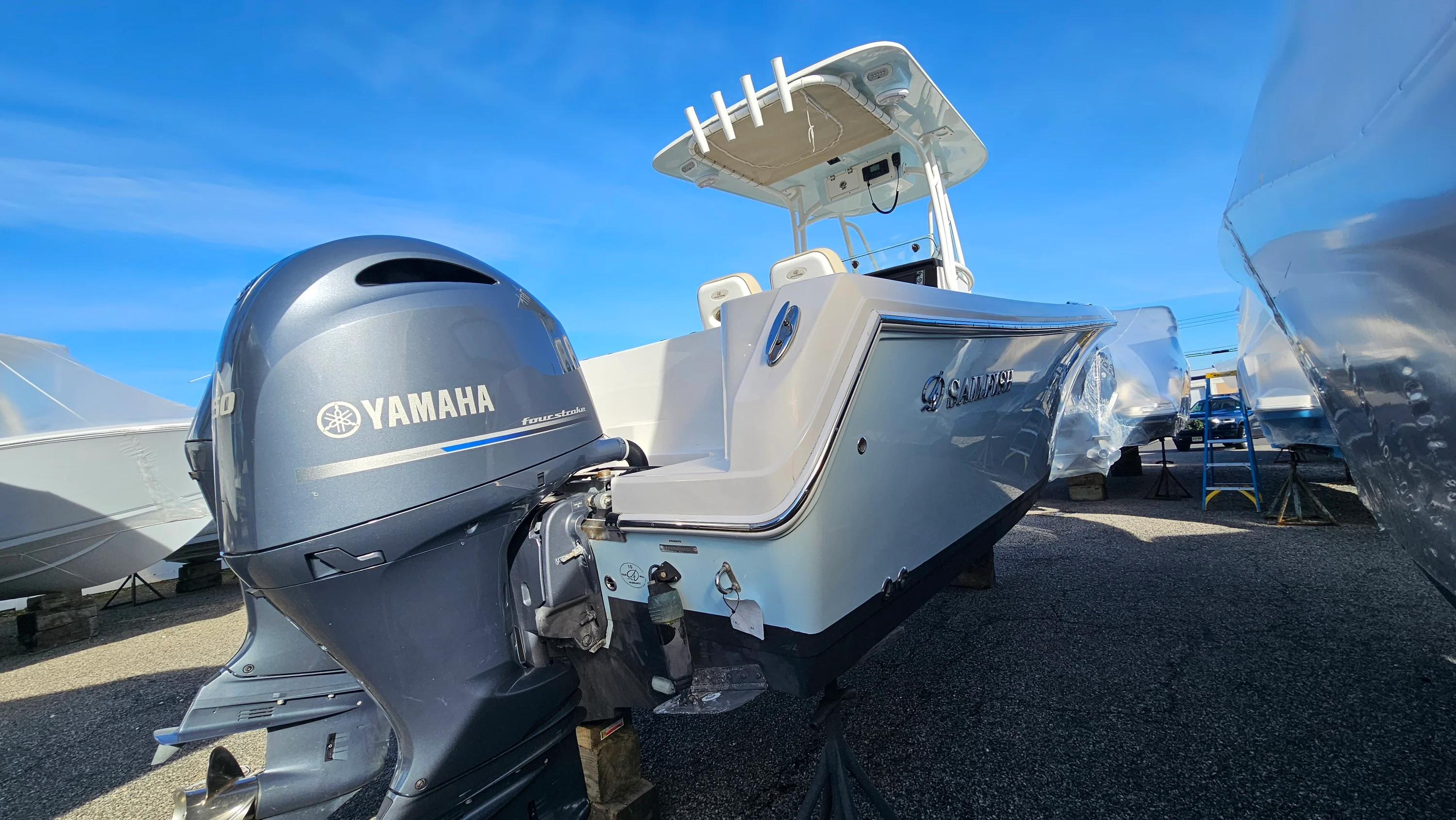 2021 Sailfish 242 CC Image Thumbnail #6