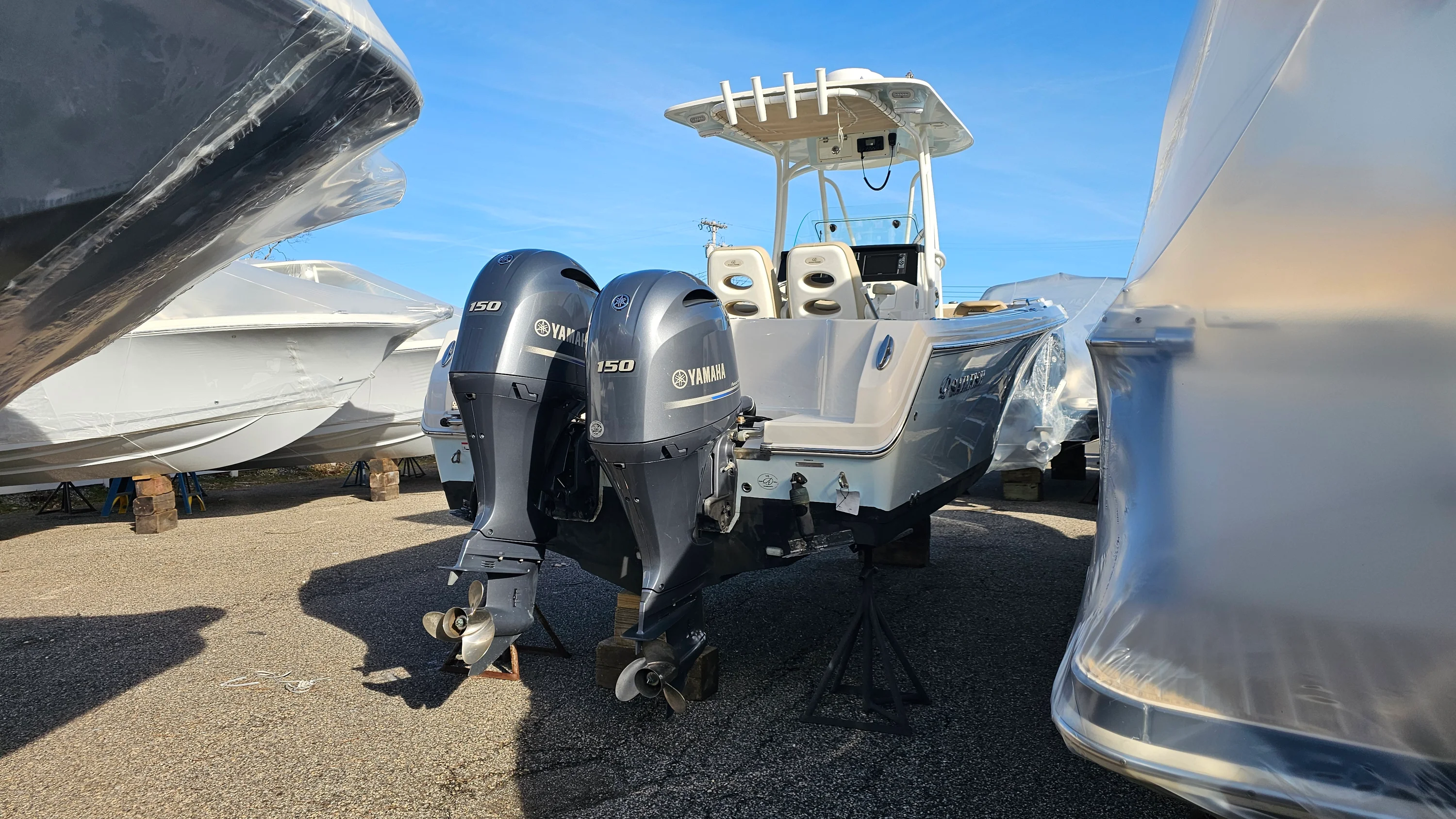 2021 Sailfish 242 CC Image Thumbnail #4