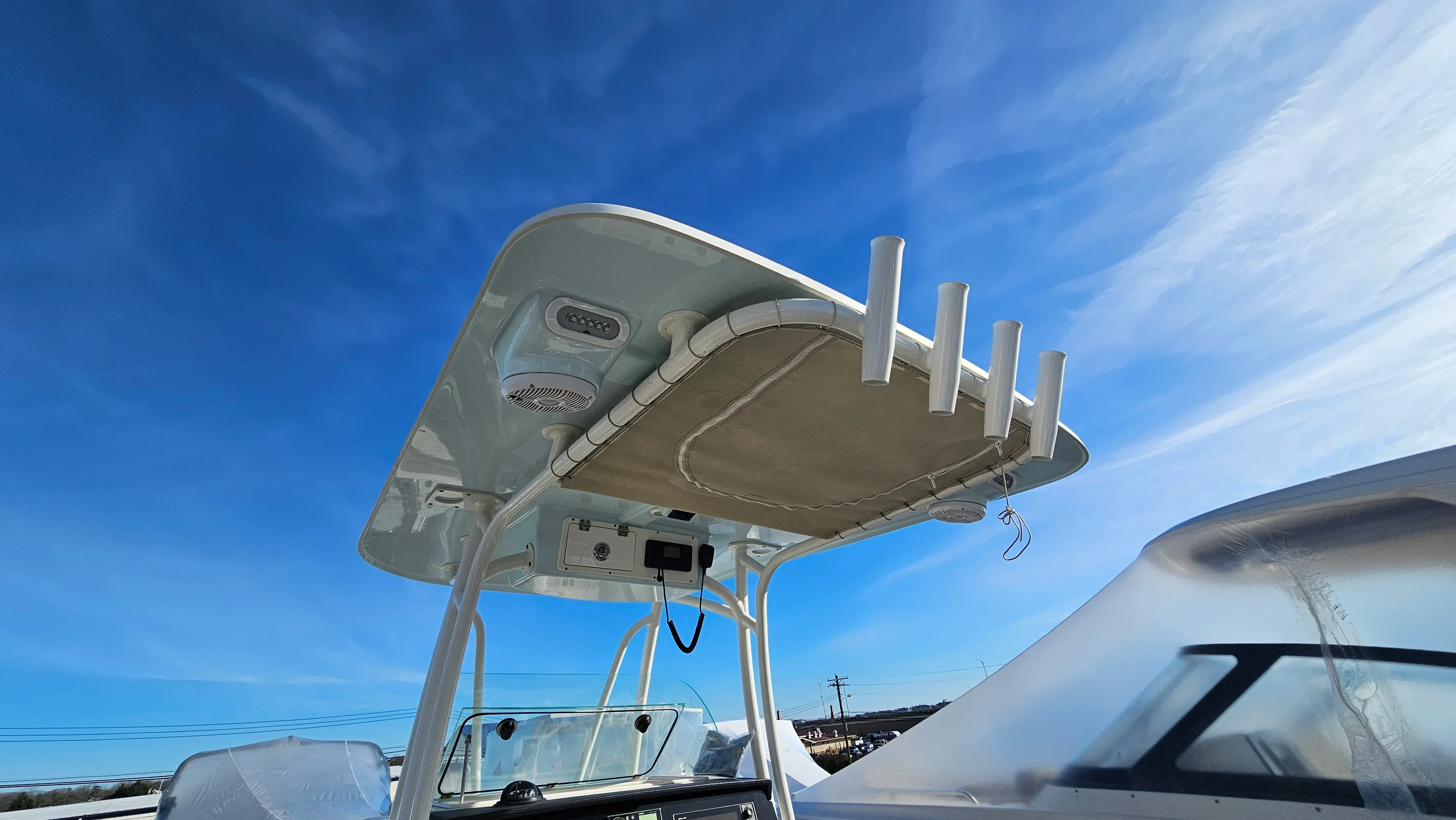 2021 Sailfish 242 CC Image Thumbnail #14