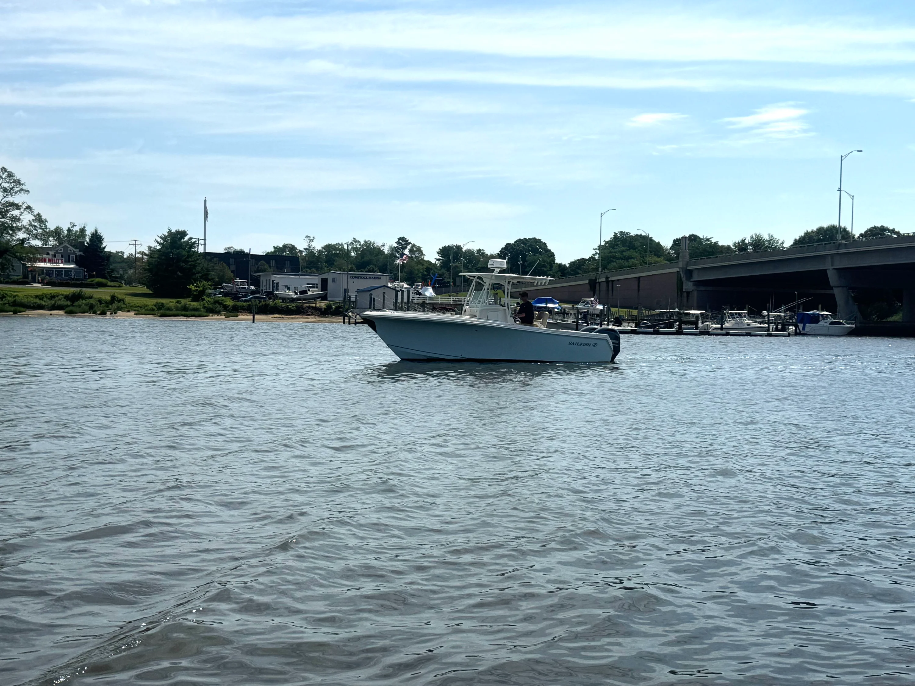 2021 Sailfish 242 CC Image Thumbnail #38