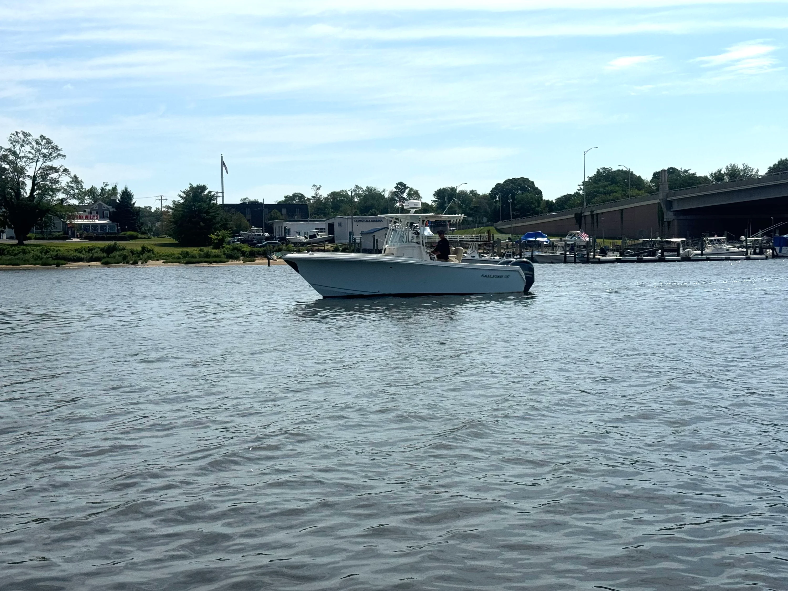2021 Sailfish 242 CC Image Thumbnail #40