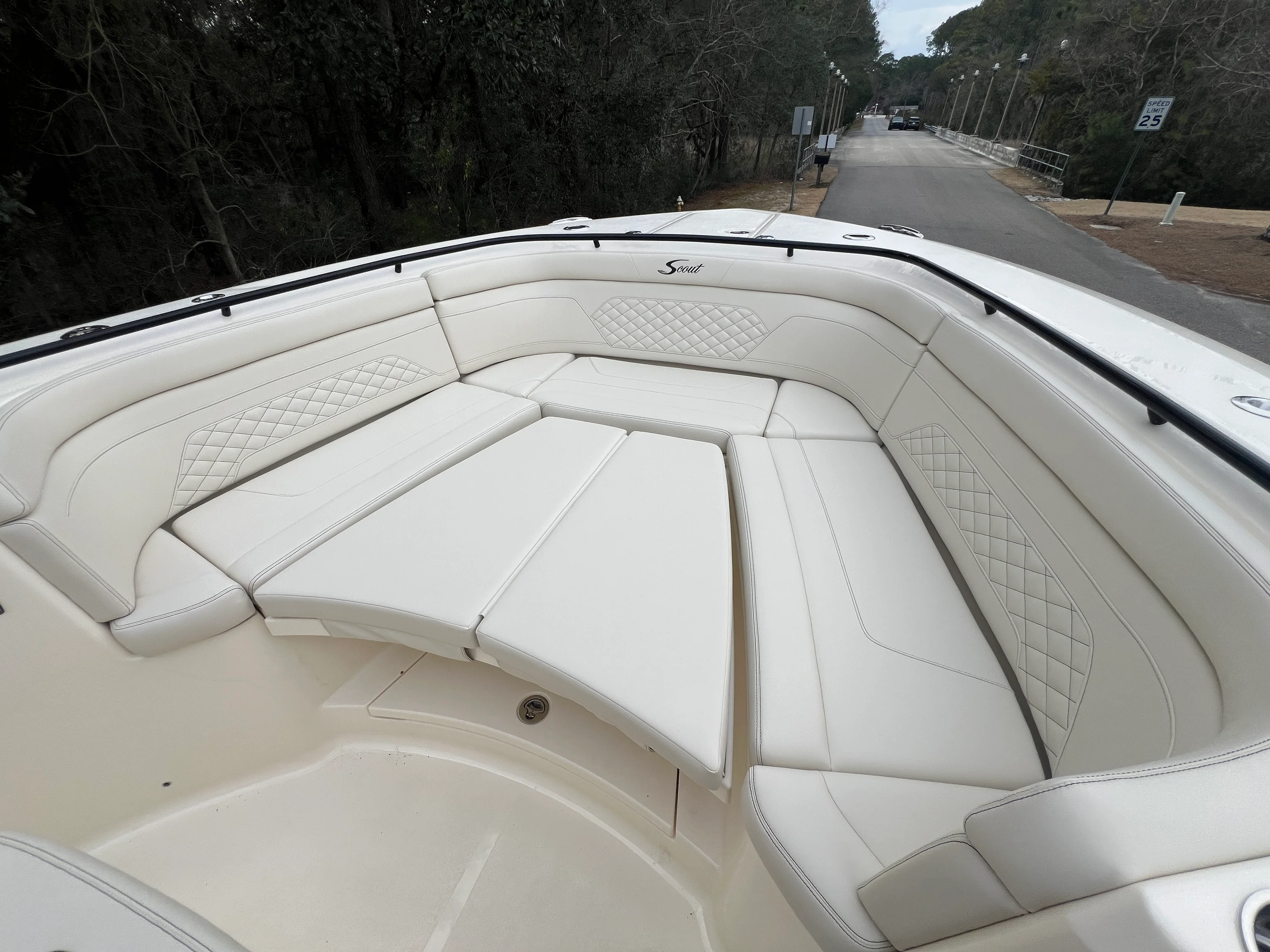 2026 Scout 330 LXF Image Thumbnail #40