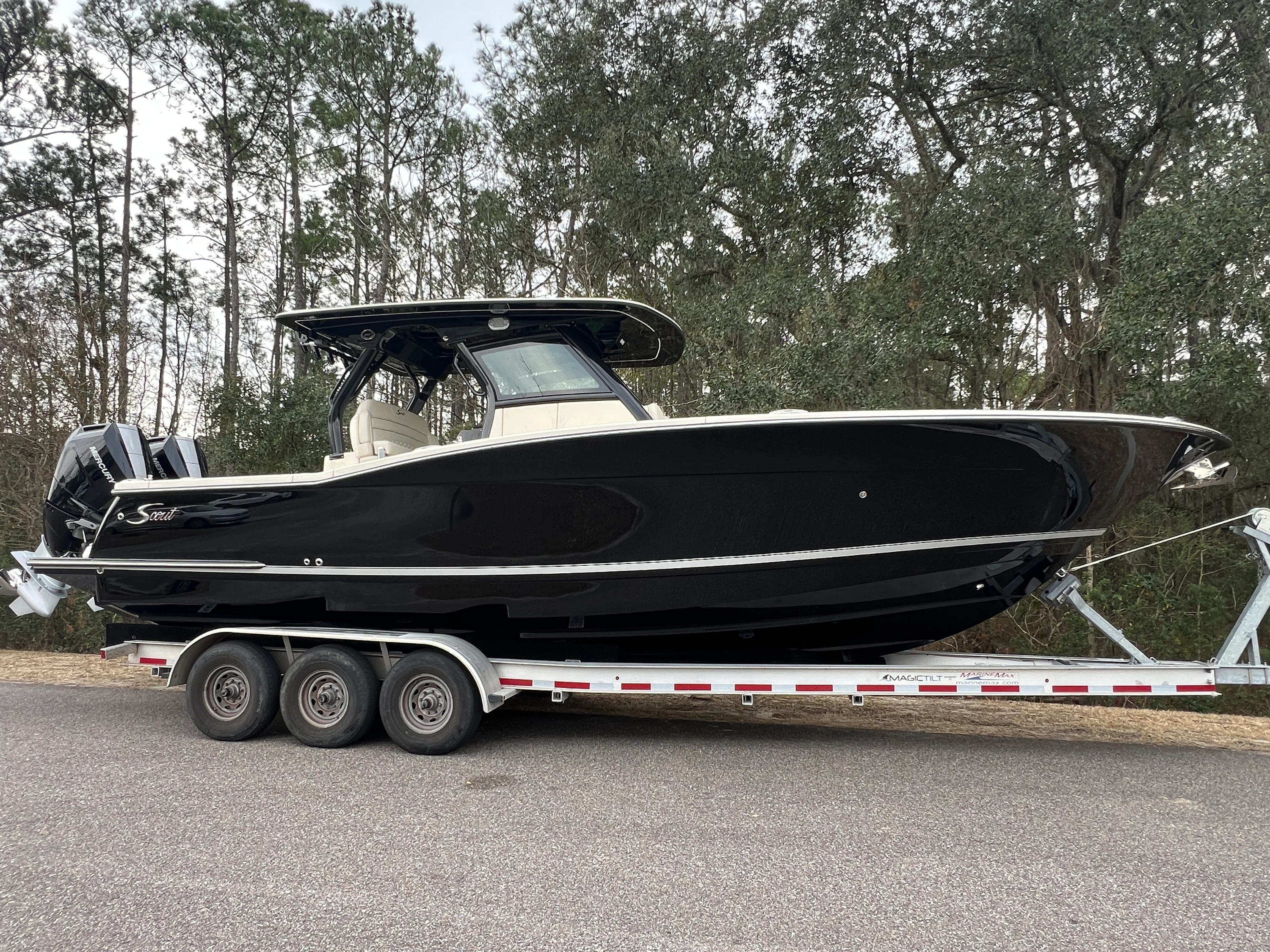 2026 Scout 330 LXF Image Thumbnail #0