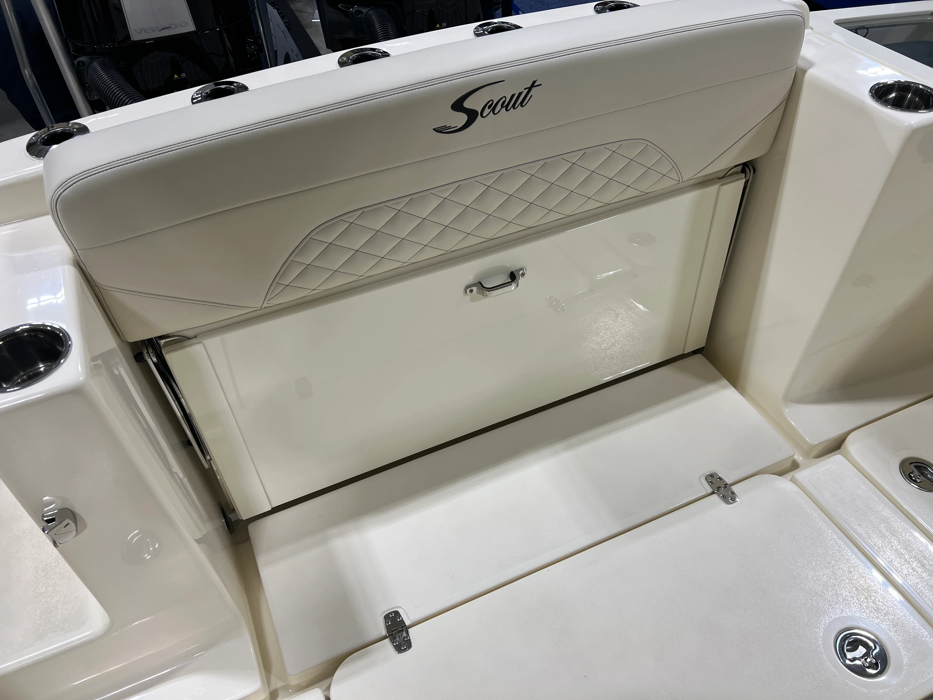 2026 Scout 330 LXF Image Thumbnail #7