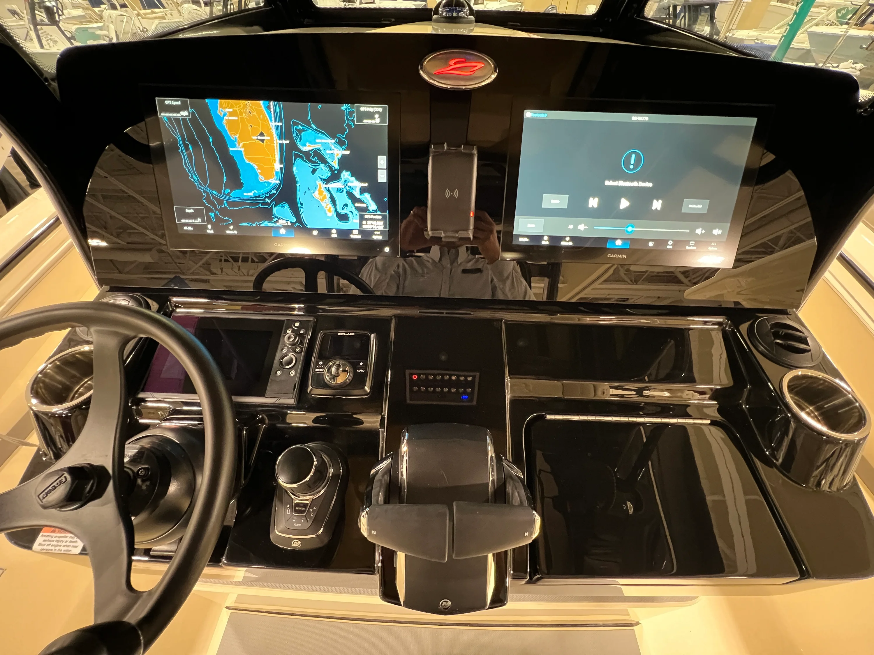 2026 Scout 330 LXF Image Thumbnail #26