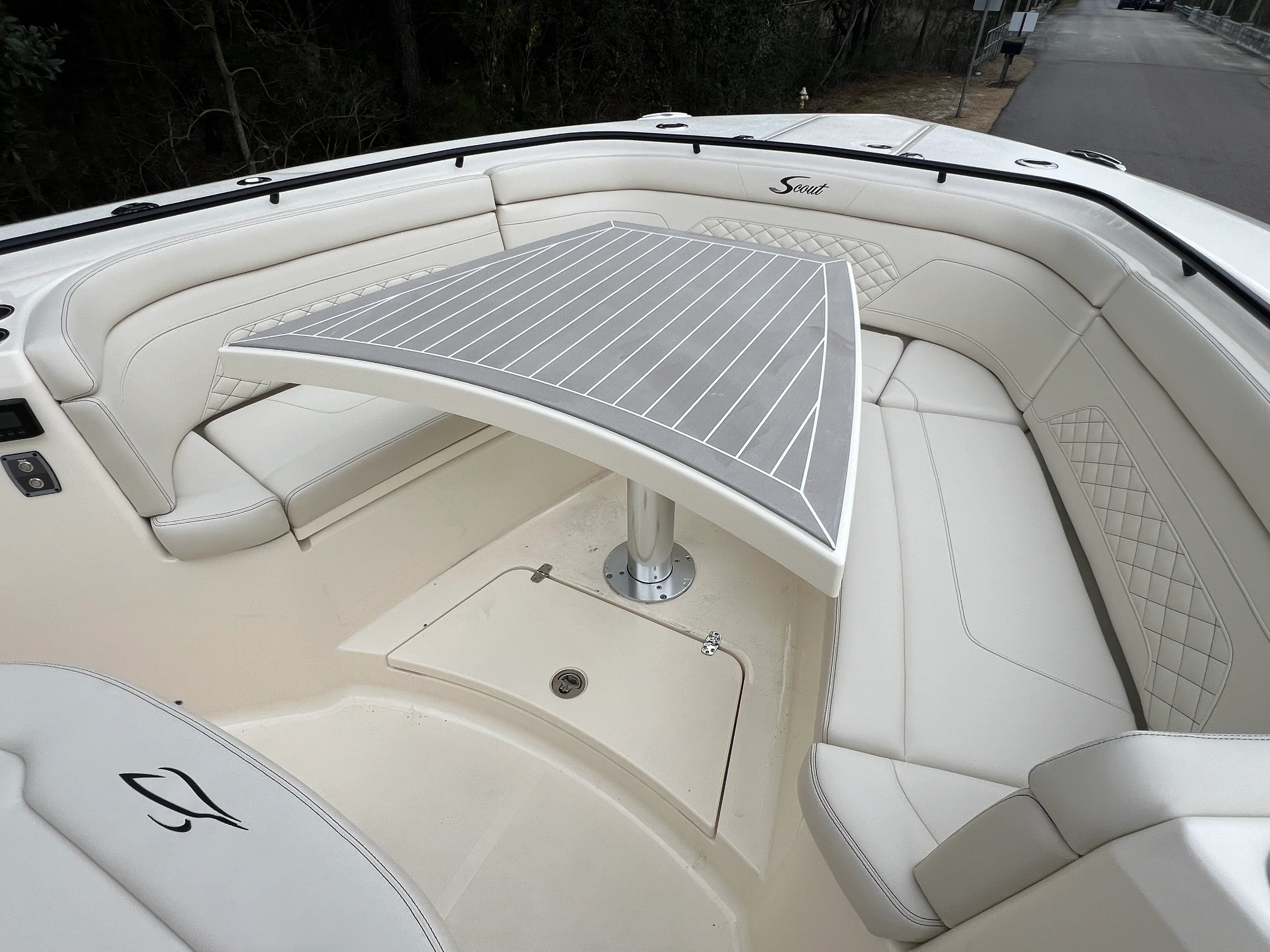 2026 Scout 330 LXF Image Thumbnail #38