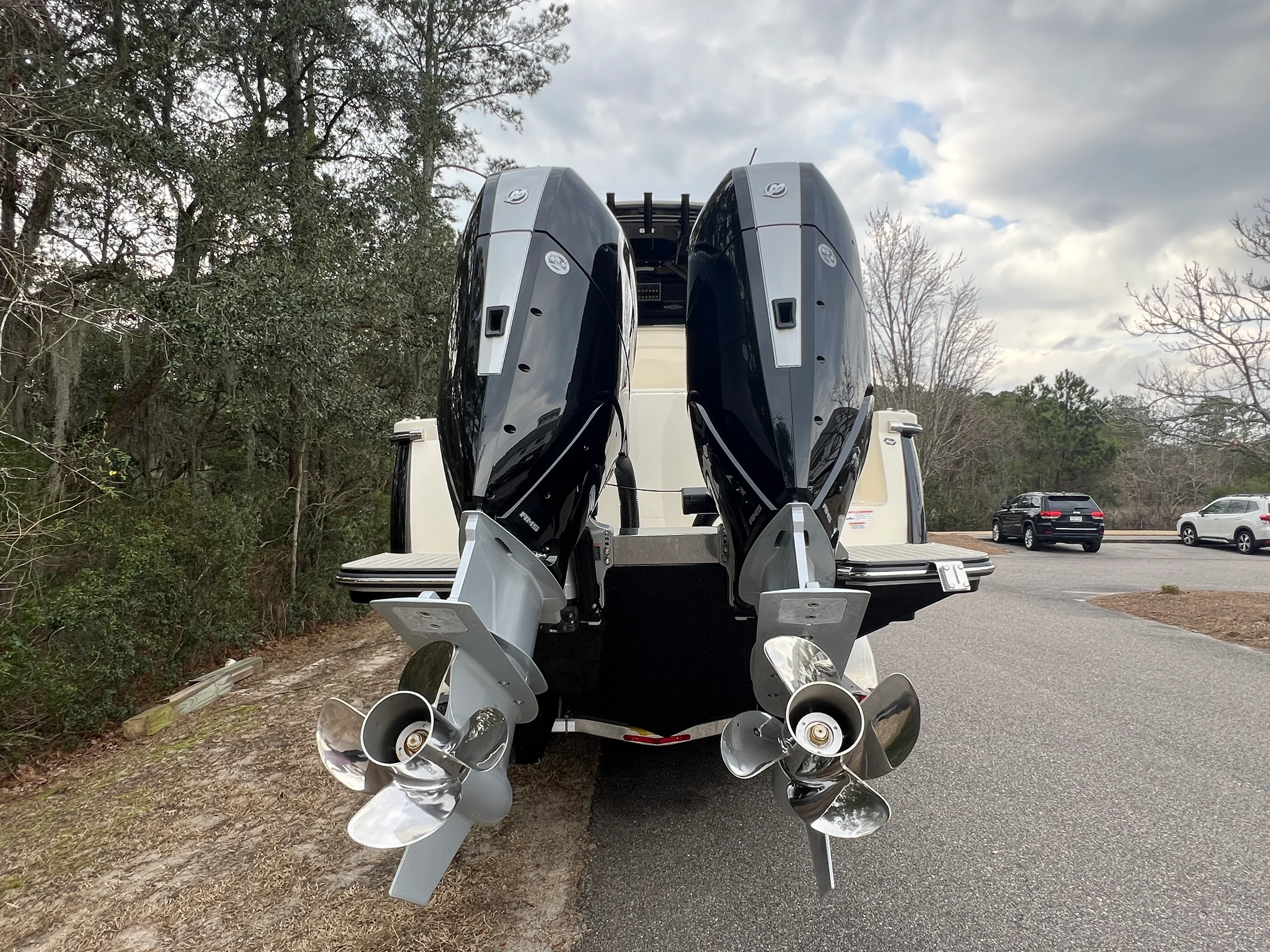 2026 Scout 330 LXF Image Thumbnail #2