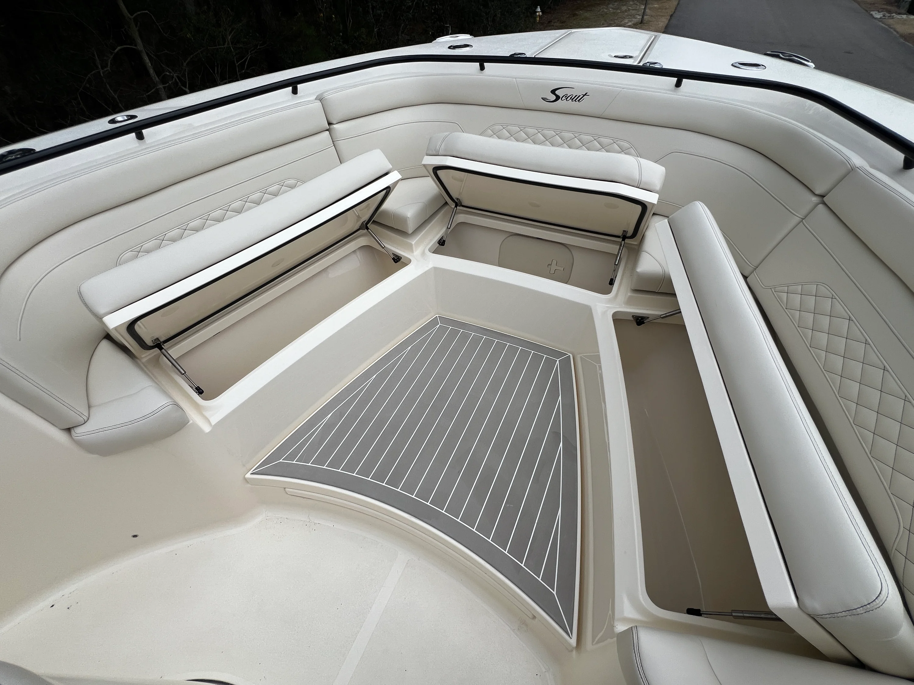 2026 Scout 330 LXF Image Thumbnail #39