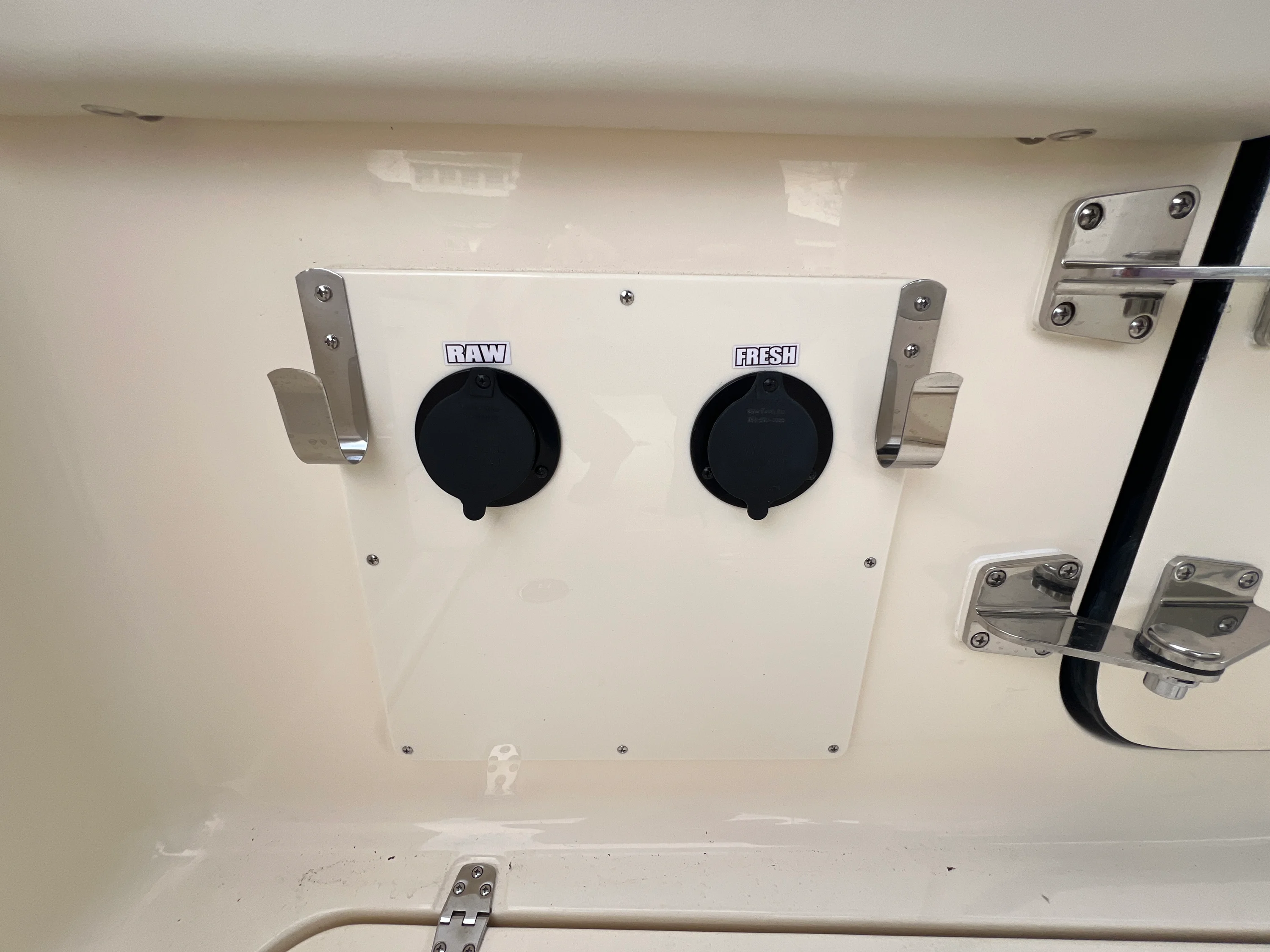 2026 Scout 330 LXF Image Thumbnail #13