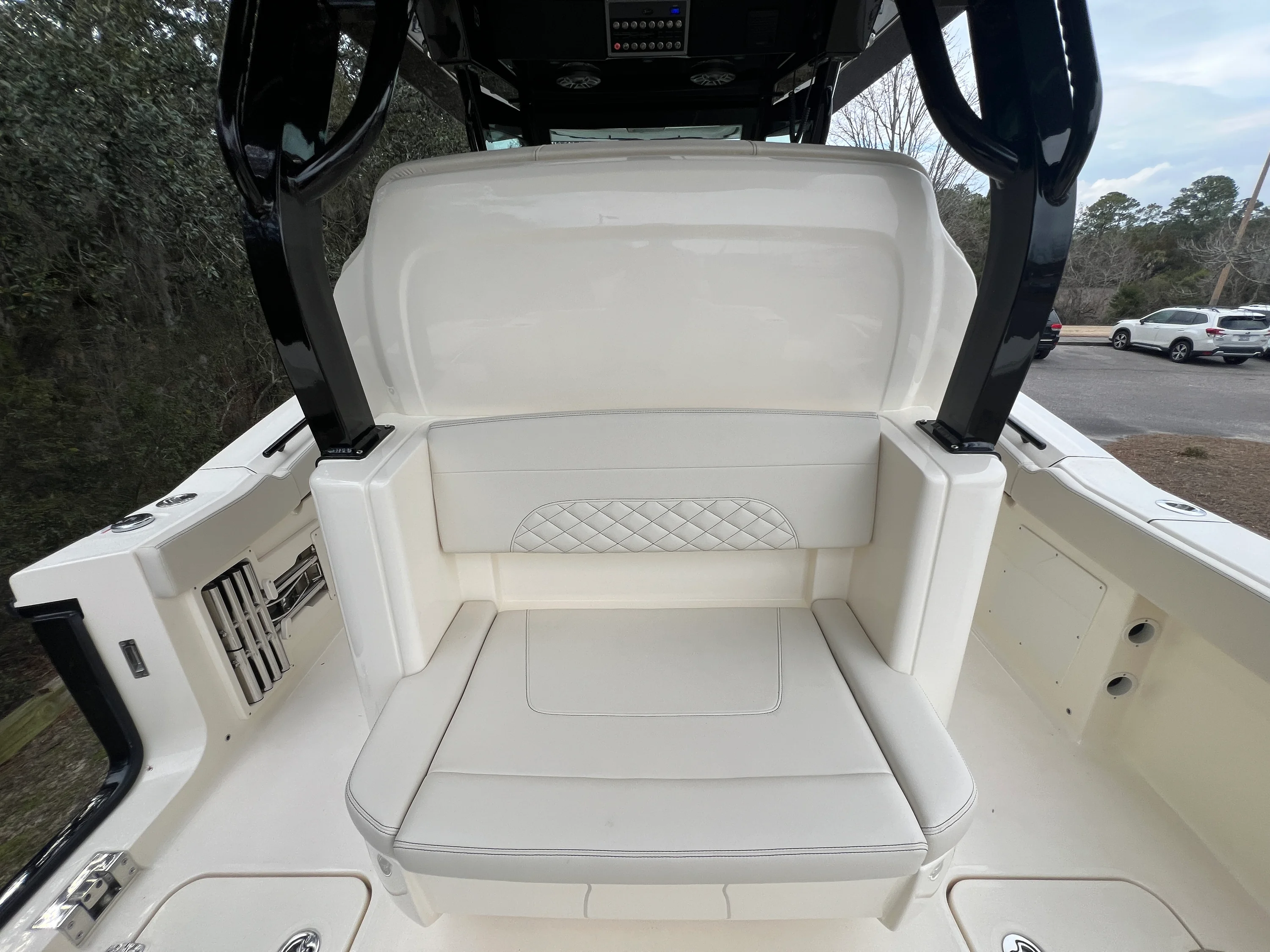 2026 Scout 330 LXF Image Thumbnail #15