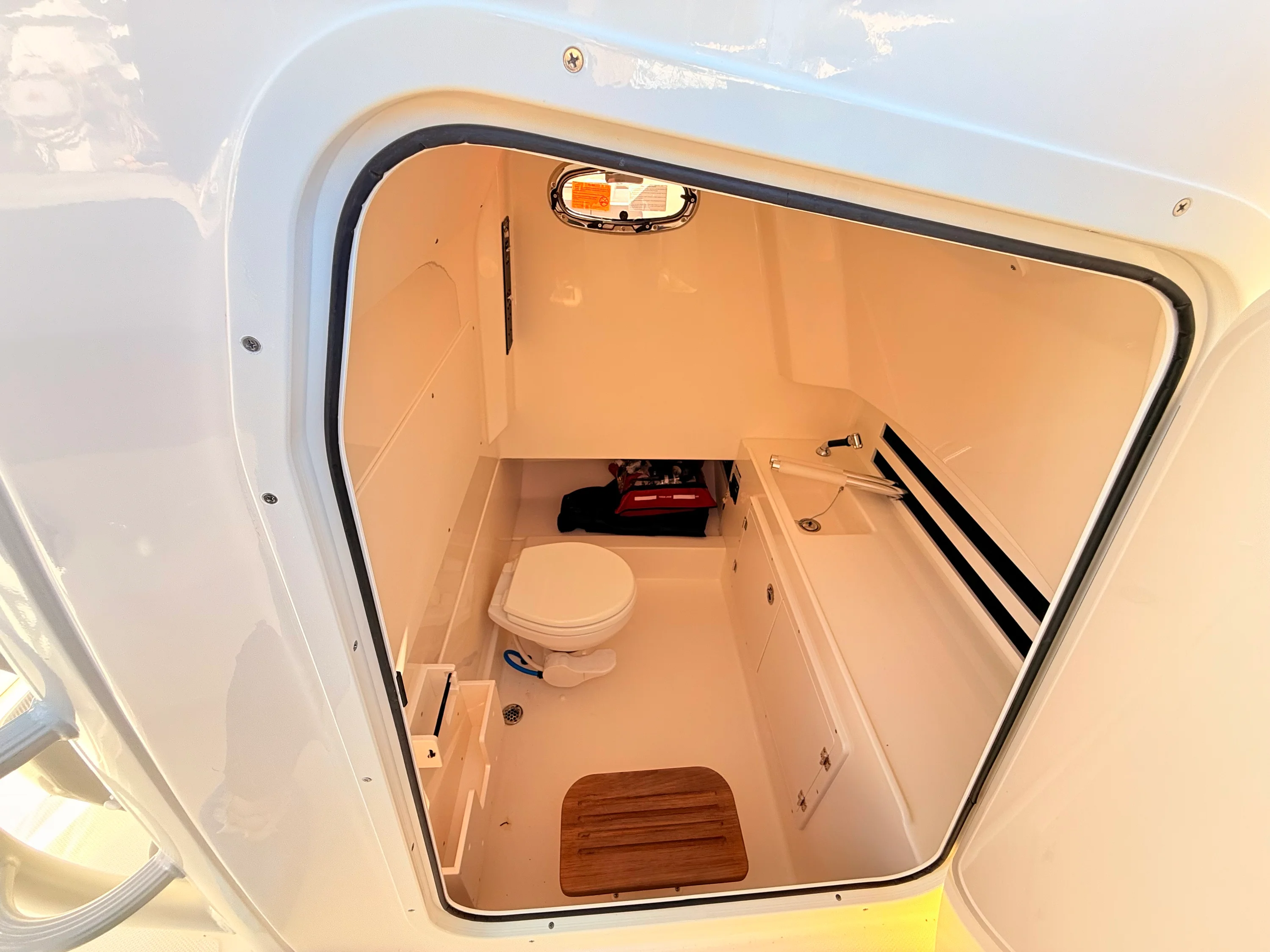 2026 Boston Whaler 330 Outrage Image Thumbnail #37