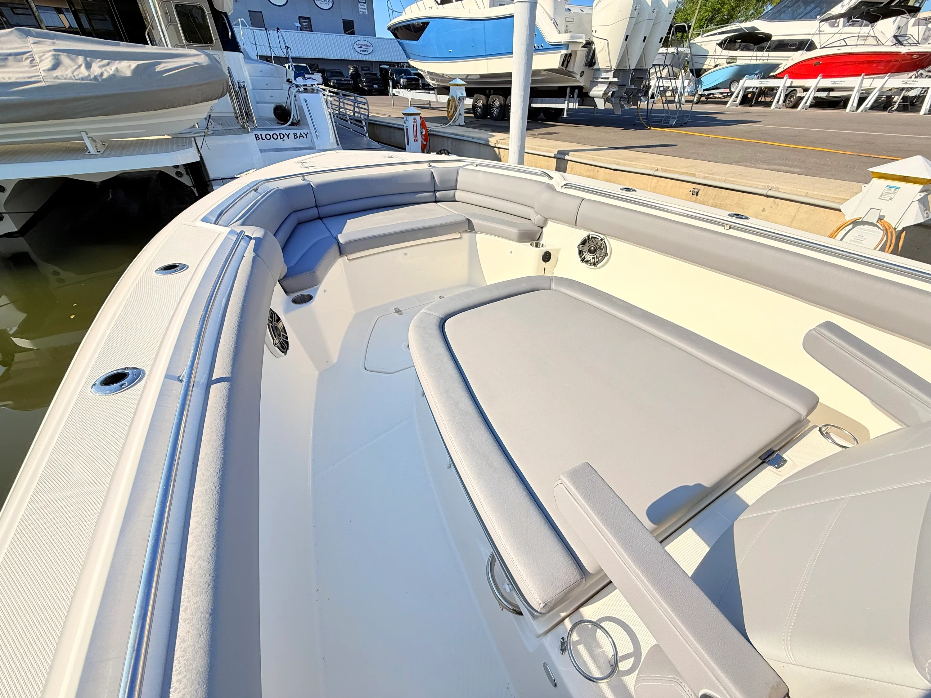 2026 Boston Whaler 330 Outrage Image Thumbnail #18
