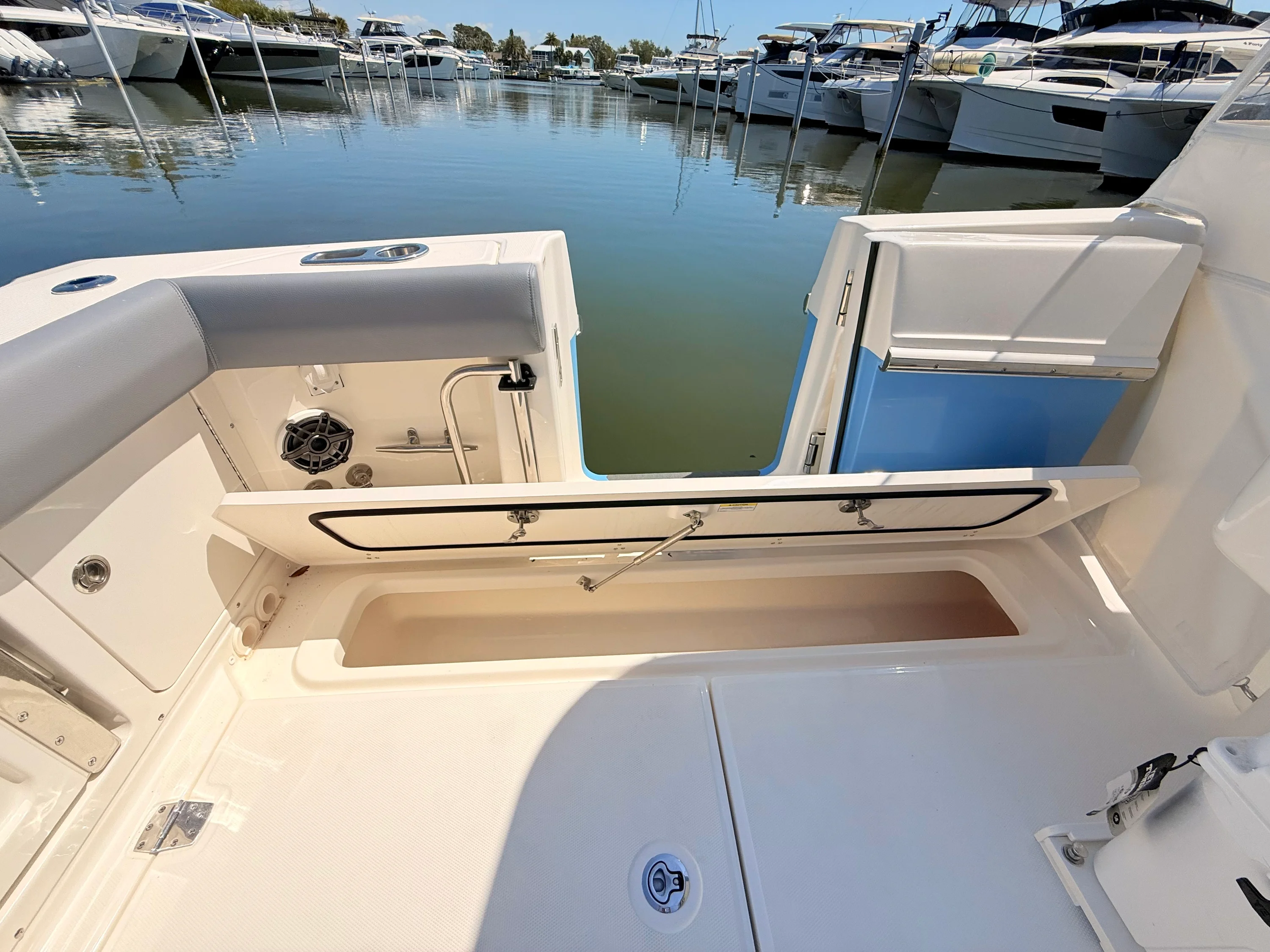 2026 Boston Whaler 330 Outrage Image Thumbnail #51