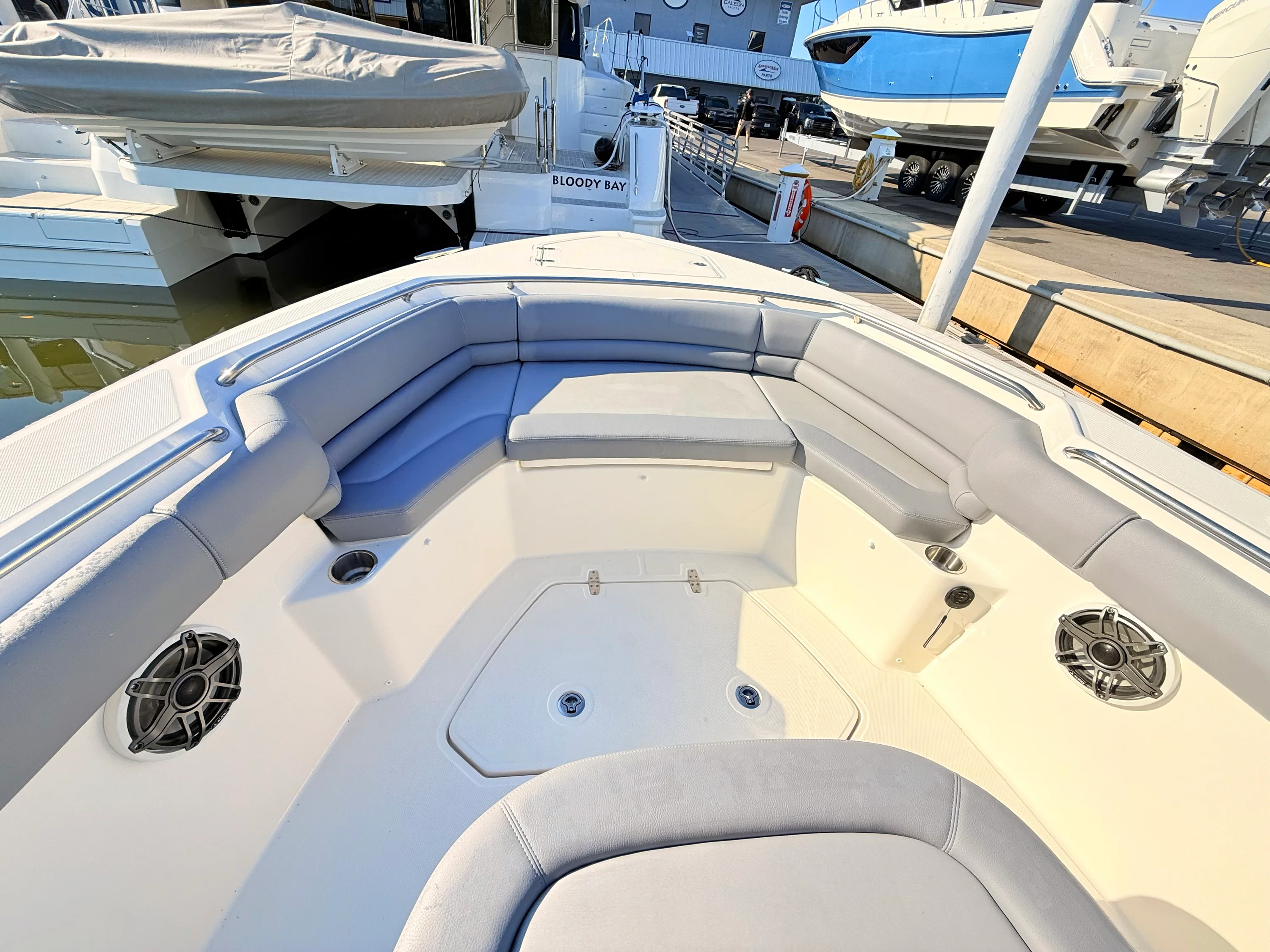 2026 Boston Whaler 330 Outrage Image Thumbnail #19