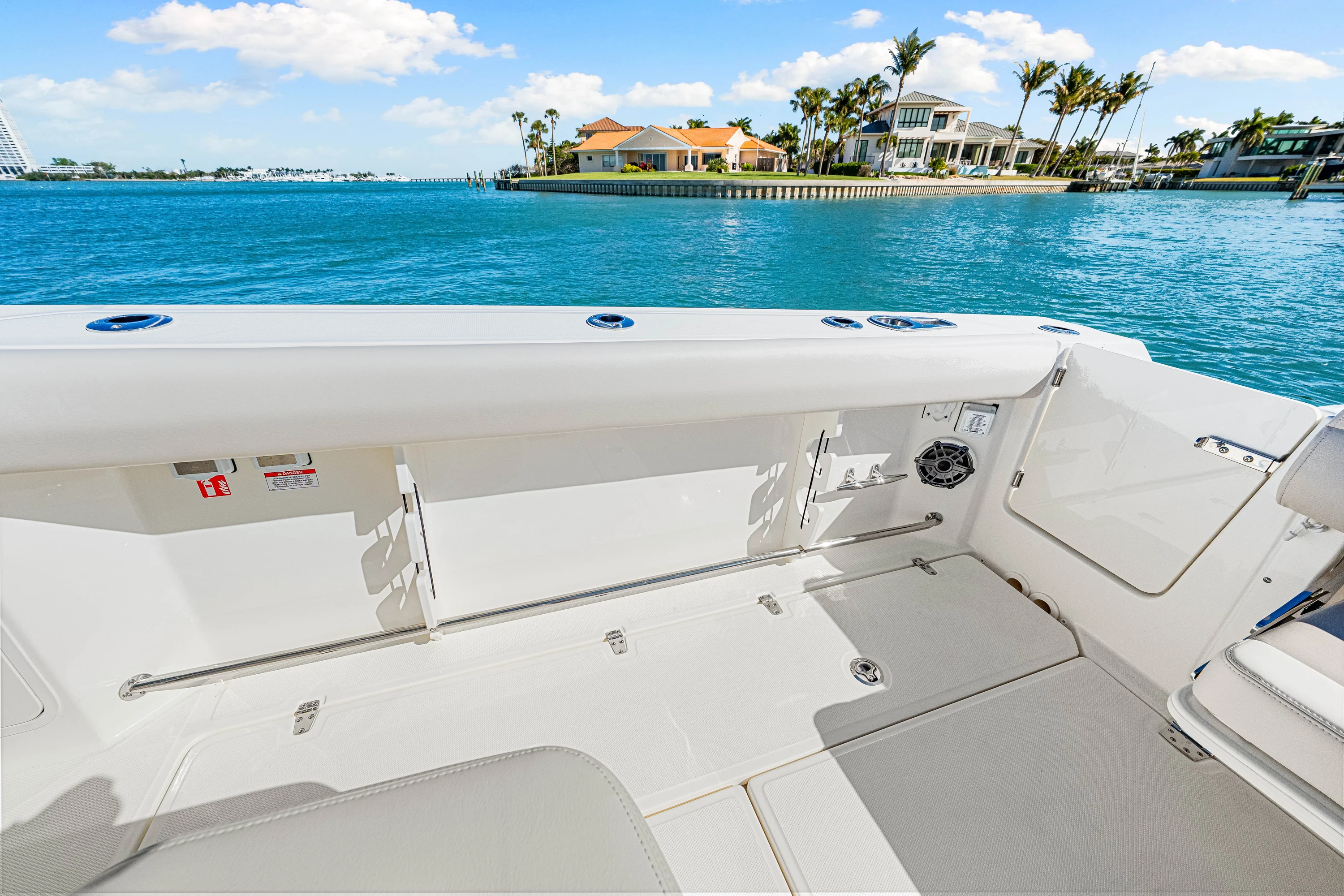 2026 Boston Whaler 330 Outrage Image Thumbnail #9