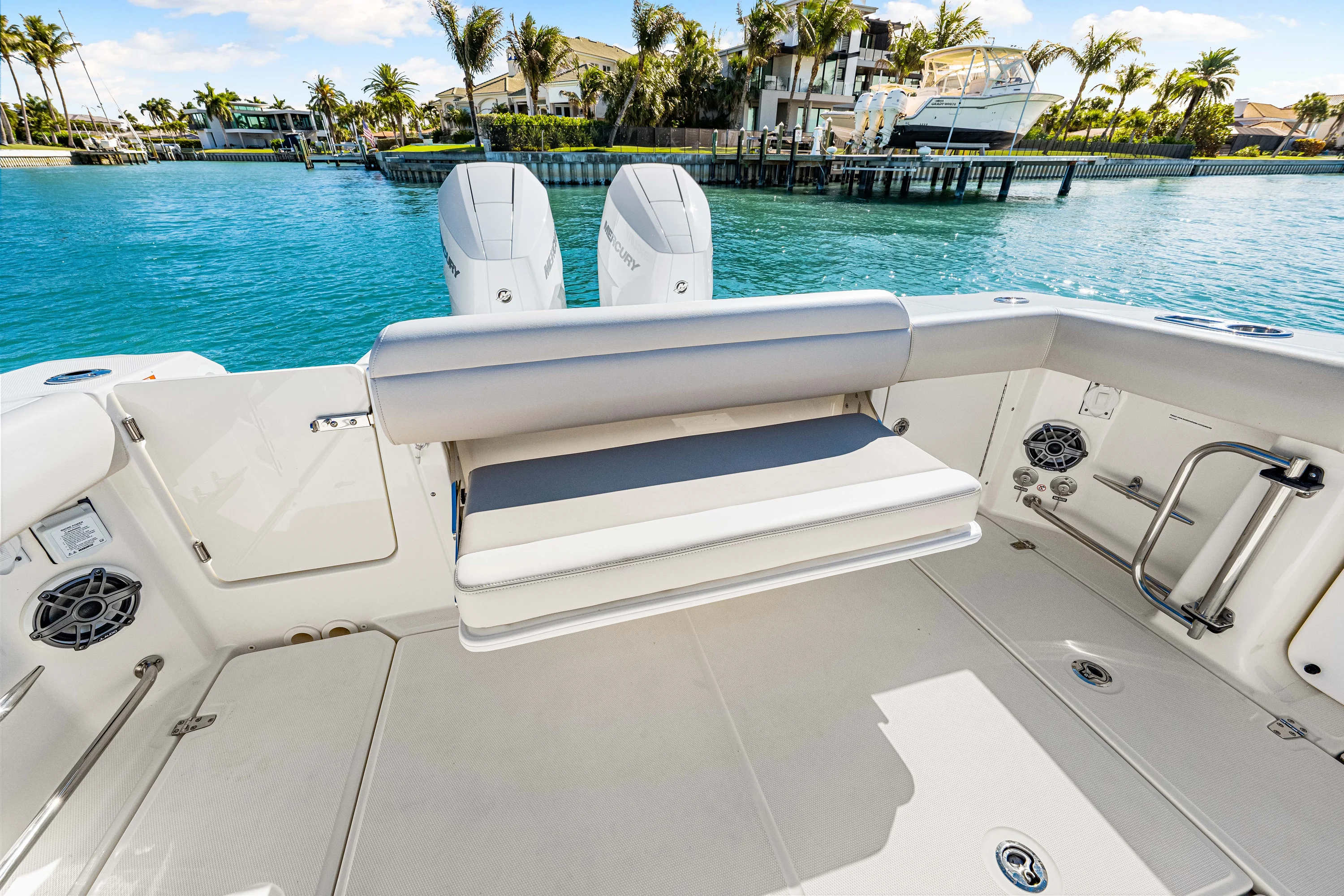 2026 Boston Whaler 330 Outrage Image Thumbnail #27