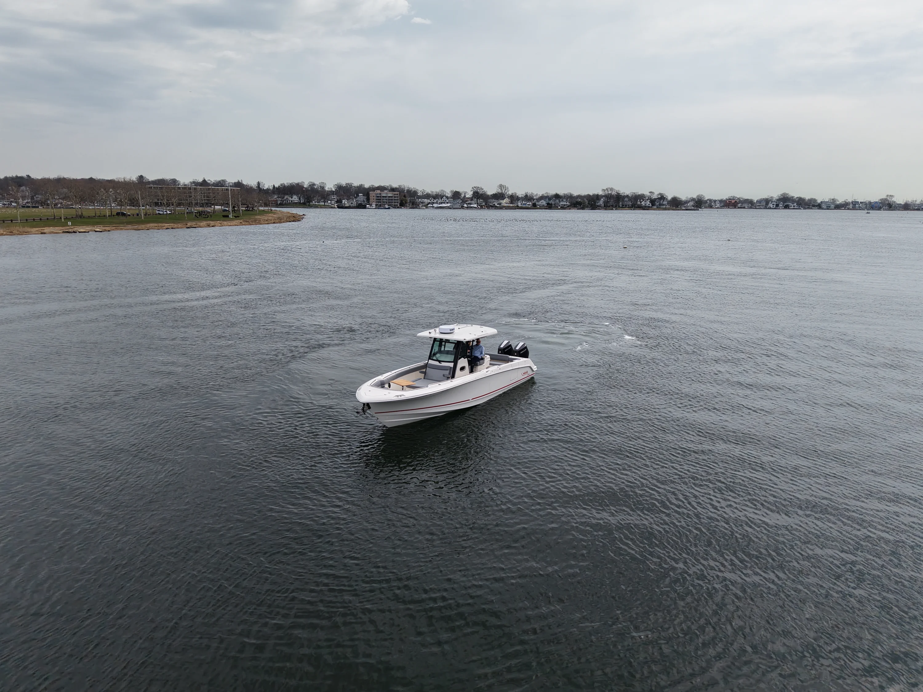 2026 Boston Whaler 330 Outrage Image Thumbnail #3