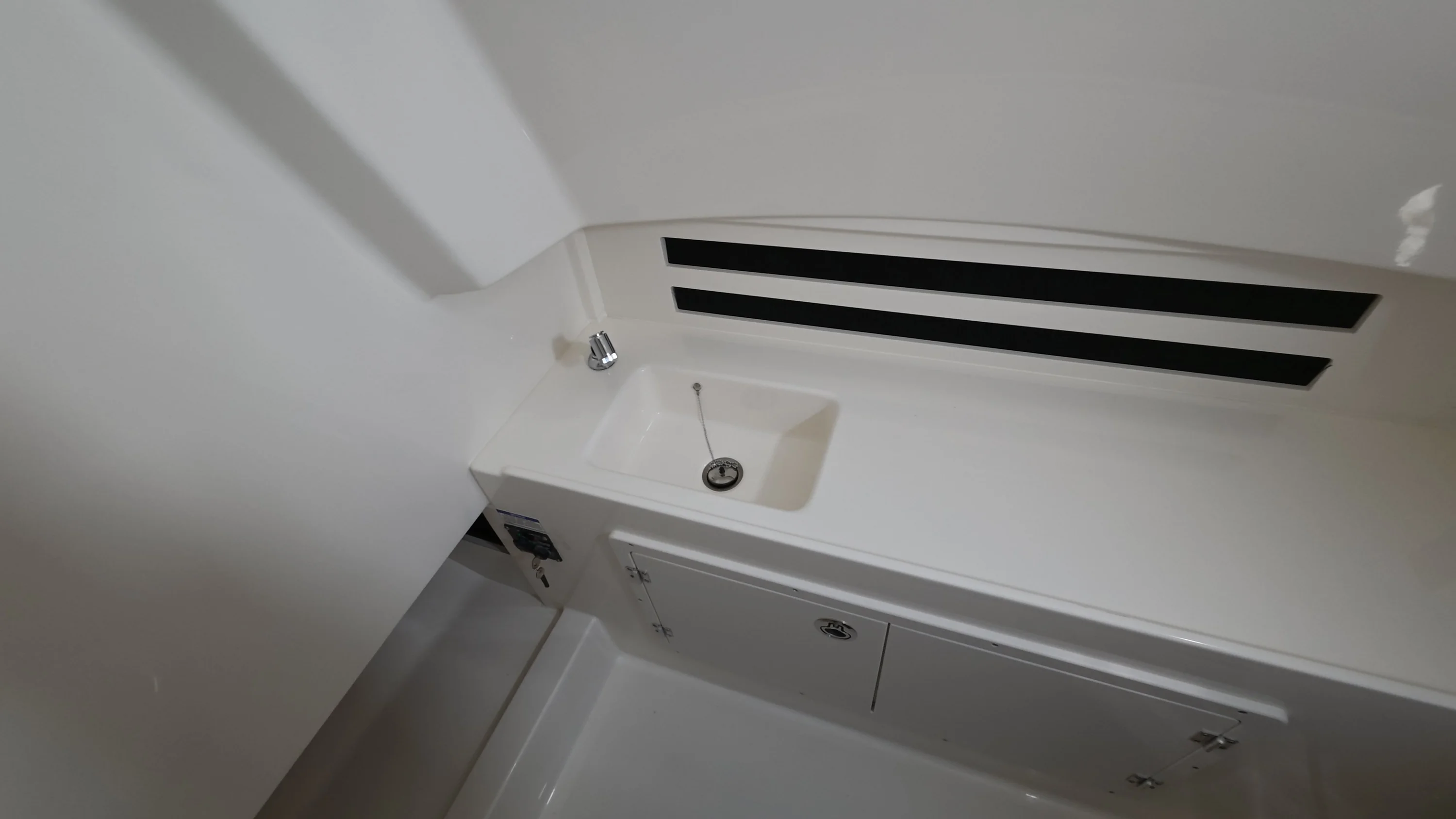 2026 Boston Whaler 330 Outrage Image Thumbnail #34