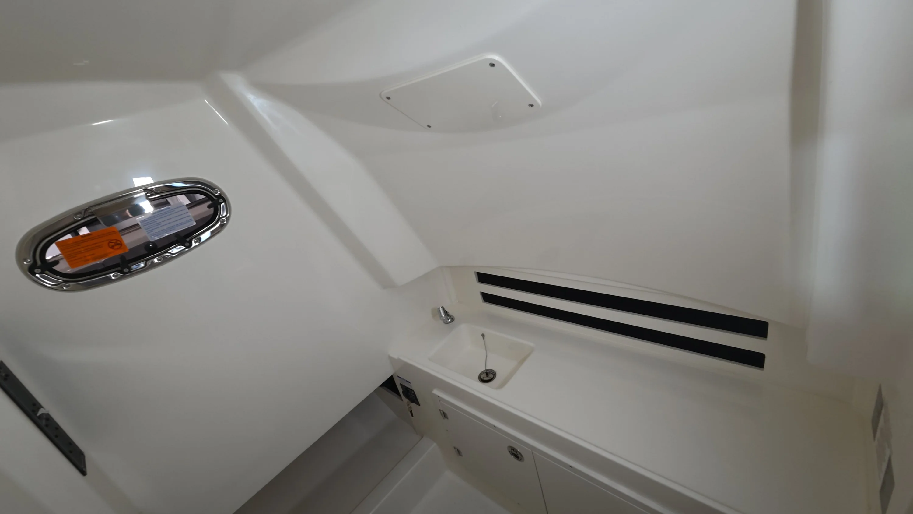 2026 Boston Whaler 330 Outrage Image Thumbnail #33