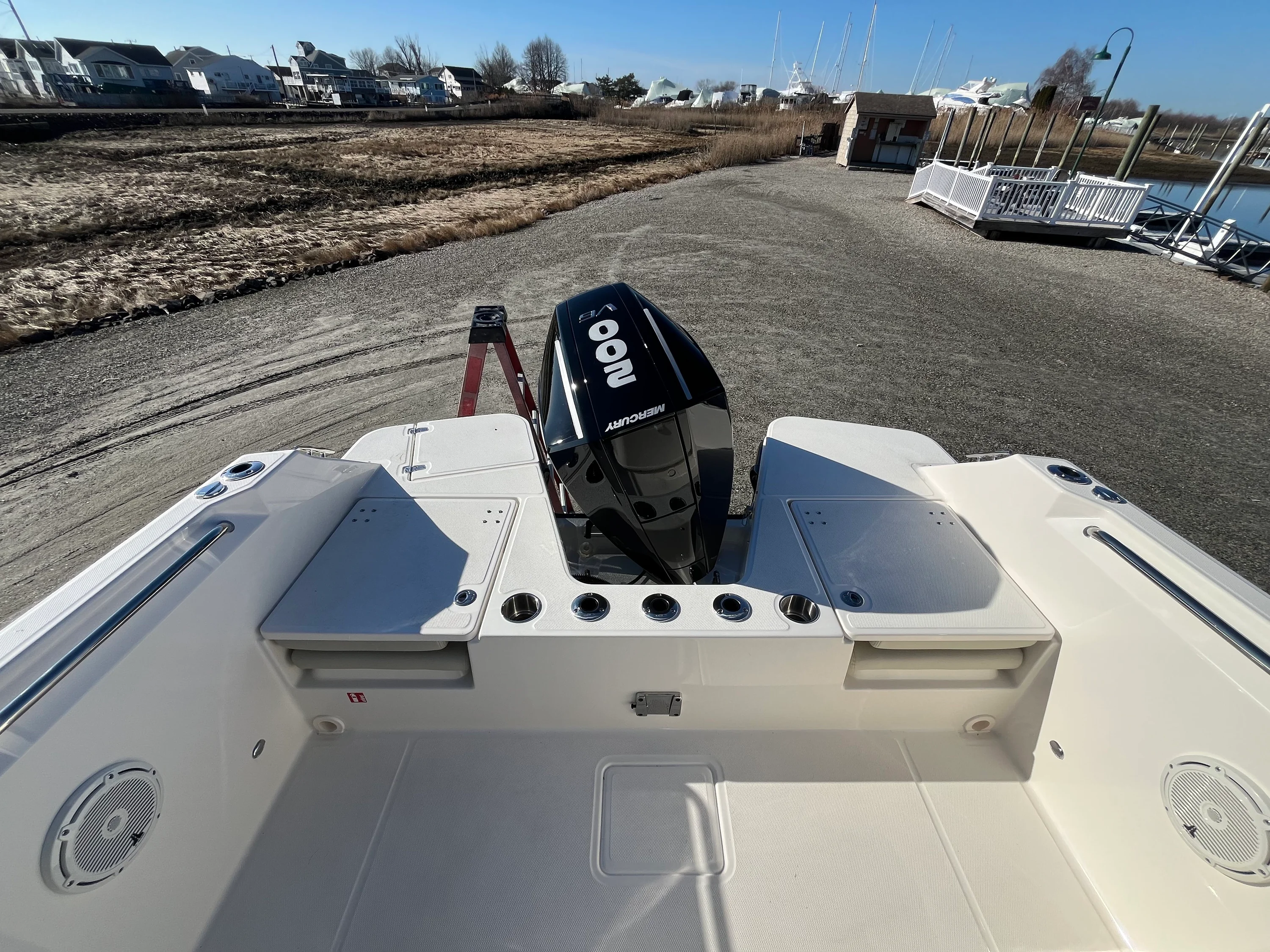 2026 Boston Whaler 210 Vantage Image Thumbnail #2