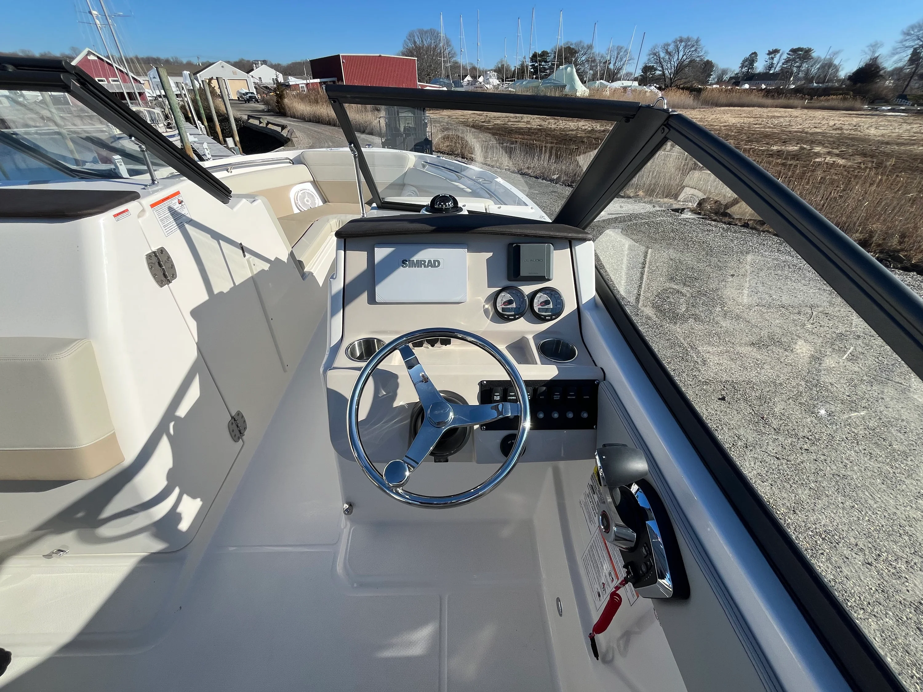 2026 Boston Whaler 210 Vantage Image Thumbnail #11