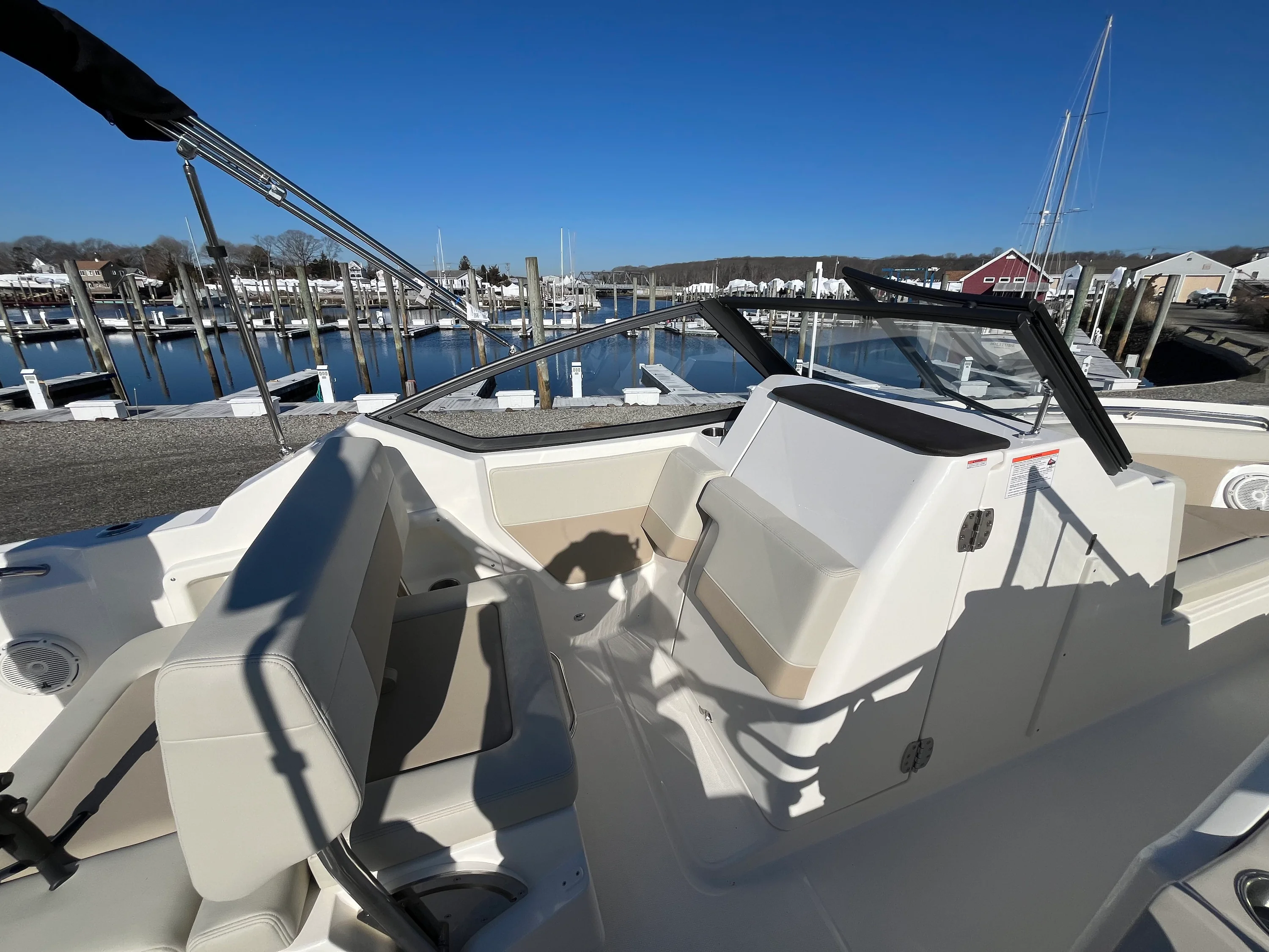 2026 Boston Whaler 210 Vantage Image Thumbnail #8