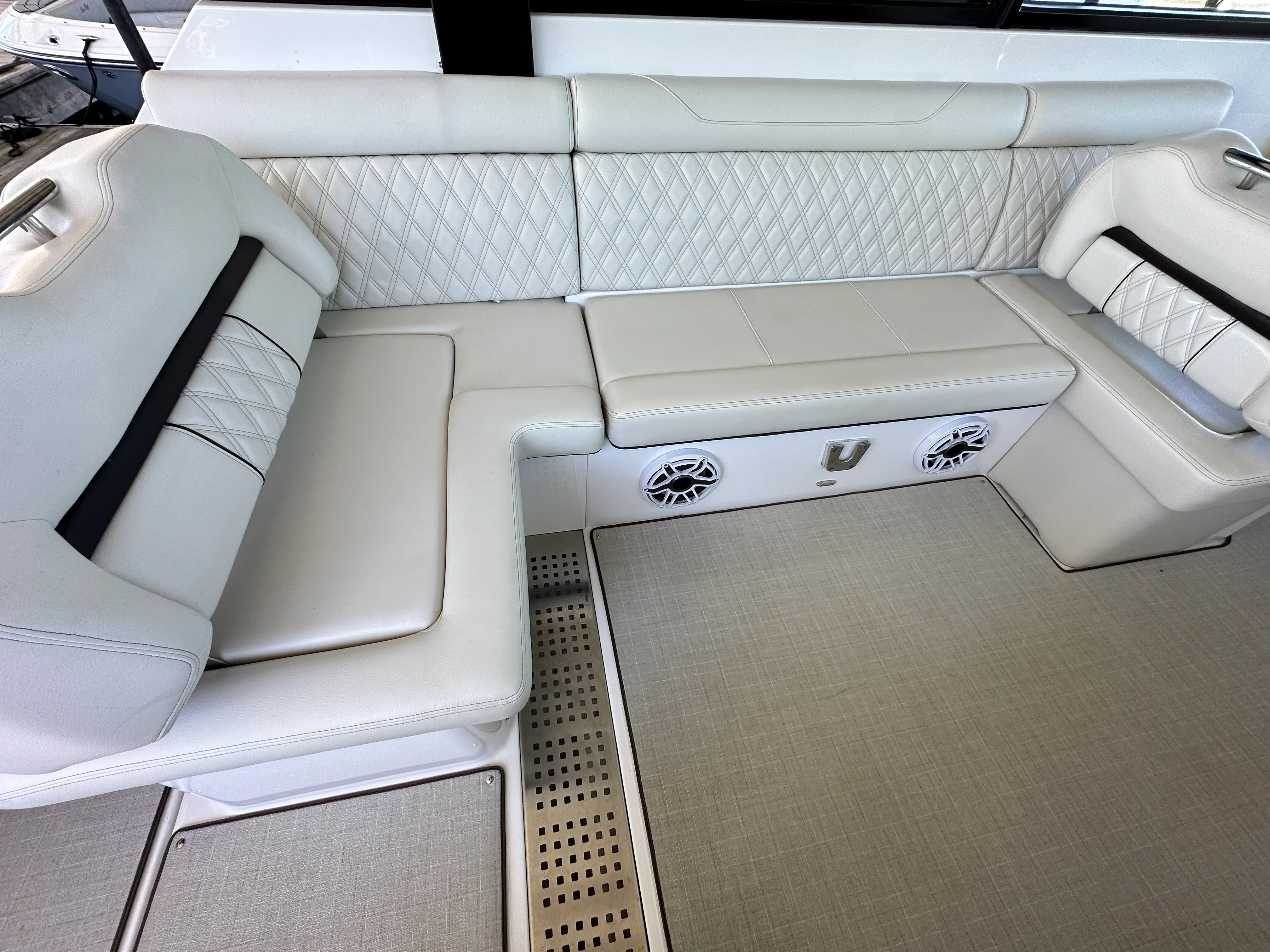 2022 Regal 36 GRAND COUPE Image Thumbnail #13