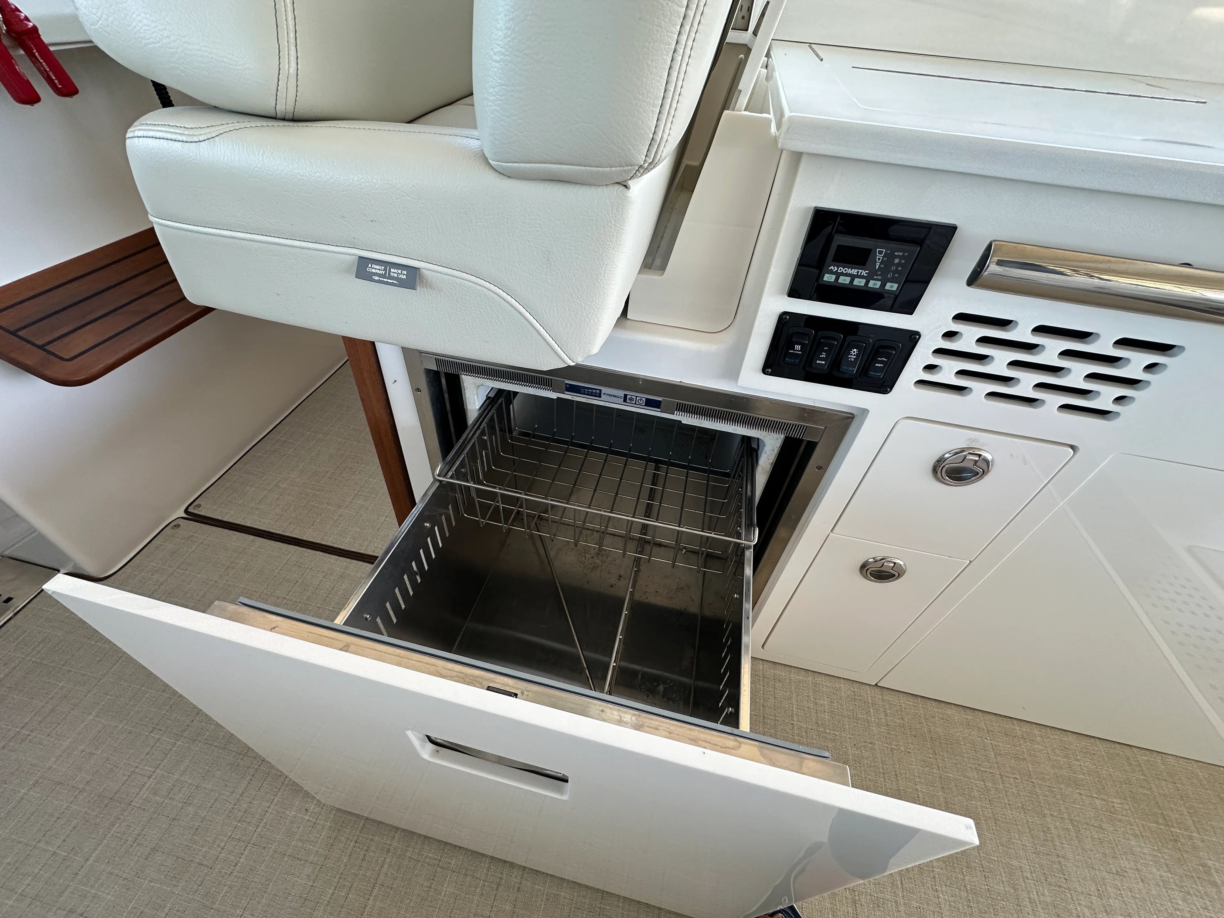 2022 Regal 36 GRAND COUPE Image Thumbnail #15