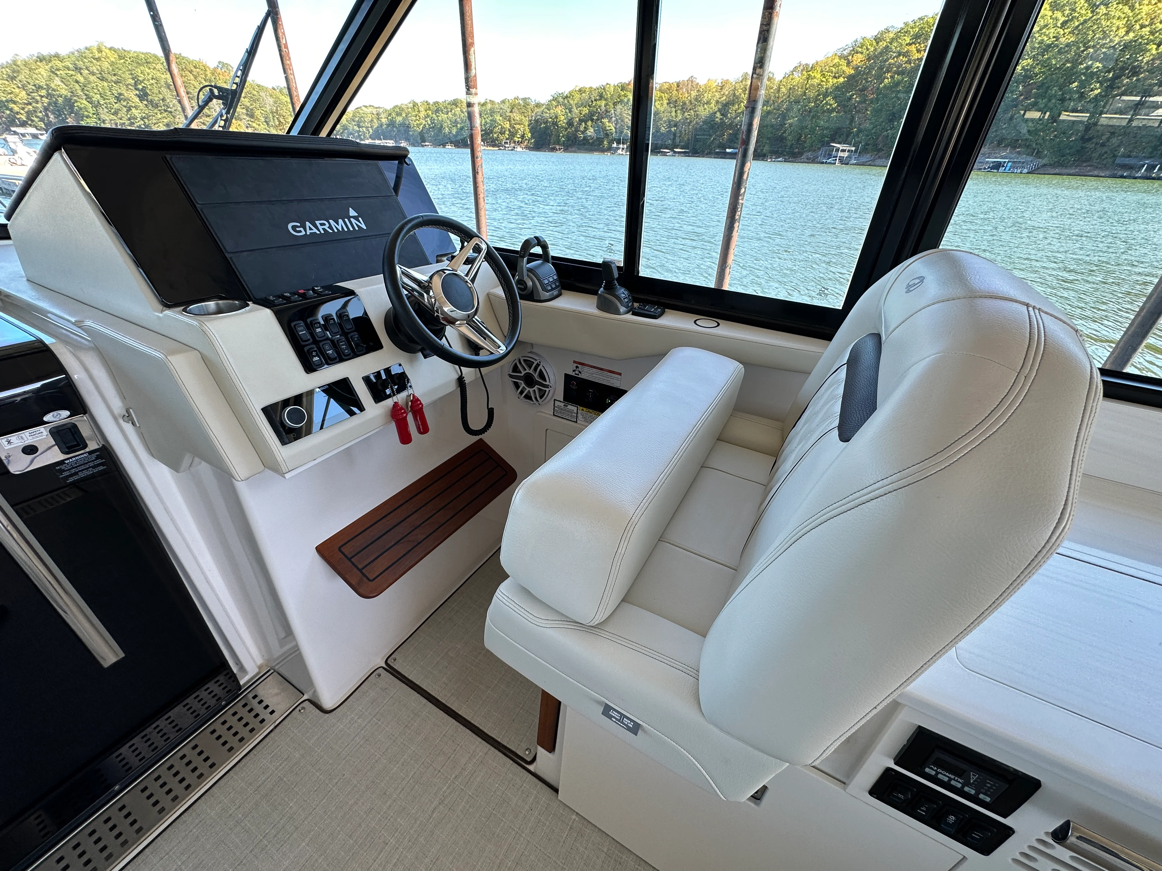 2022 Regal 36 Grande Coupe Image Thumbnail #20