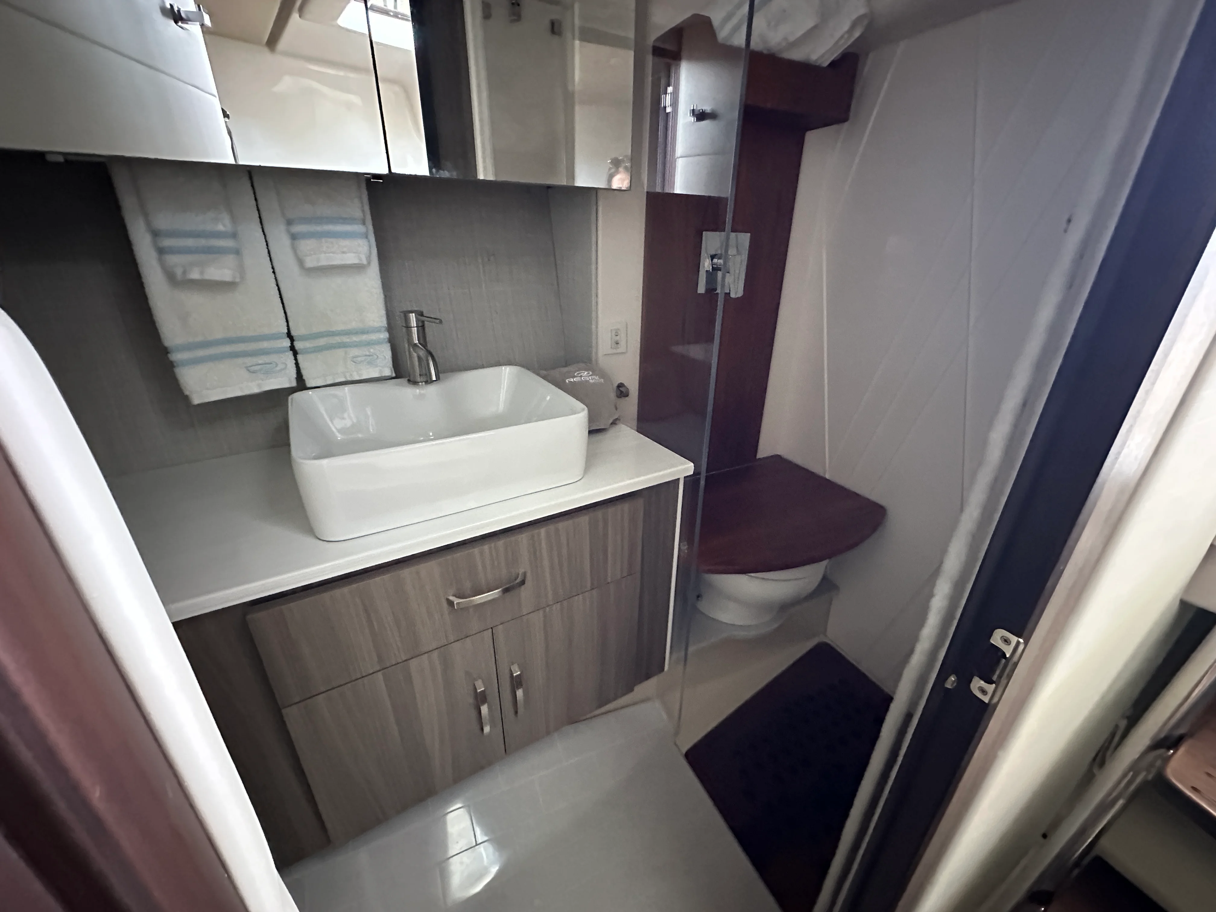 2022 Regal 36 GRAND COUPE Image Thumbnail #27