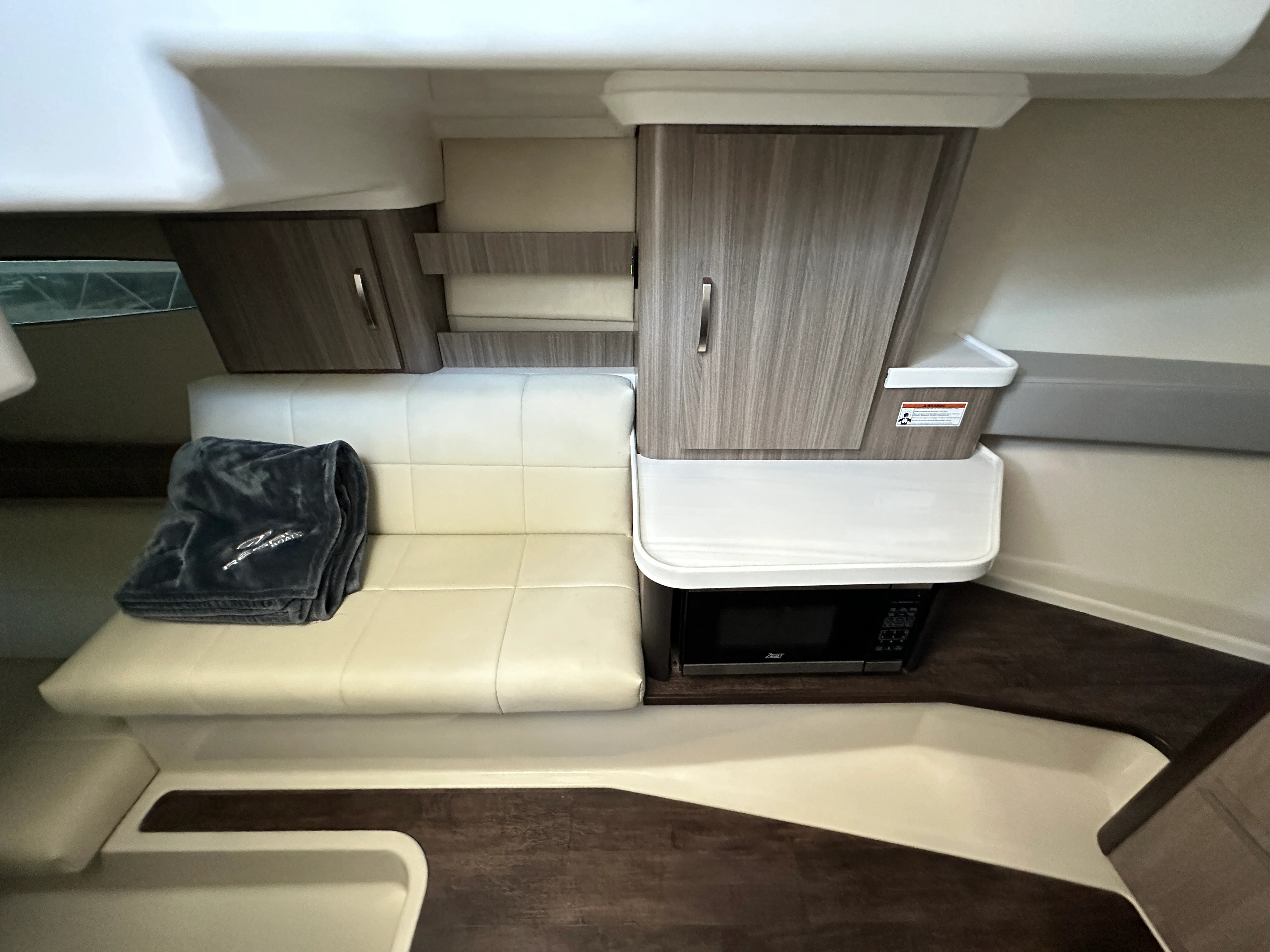 2022 Regal 36 GRAND COUPE Image Thumbnail #30