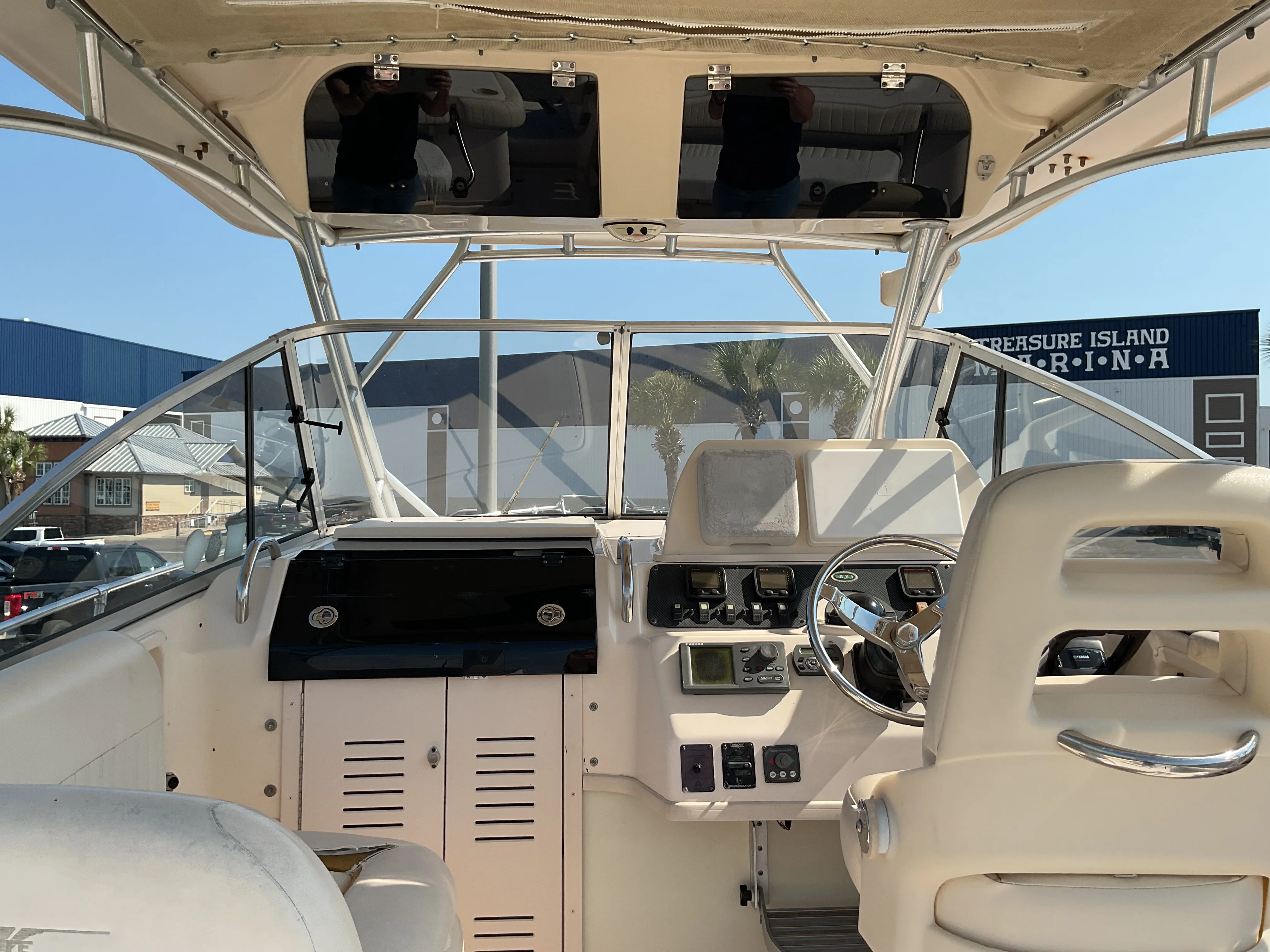 2006 Grady-White Marlin 300 Image Thumbnail #6