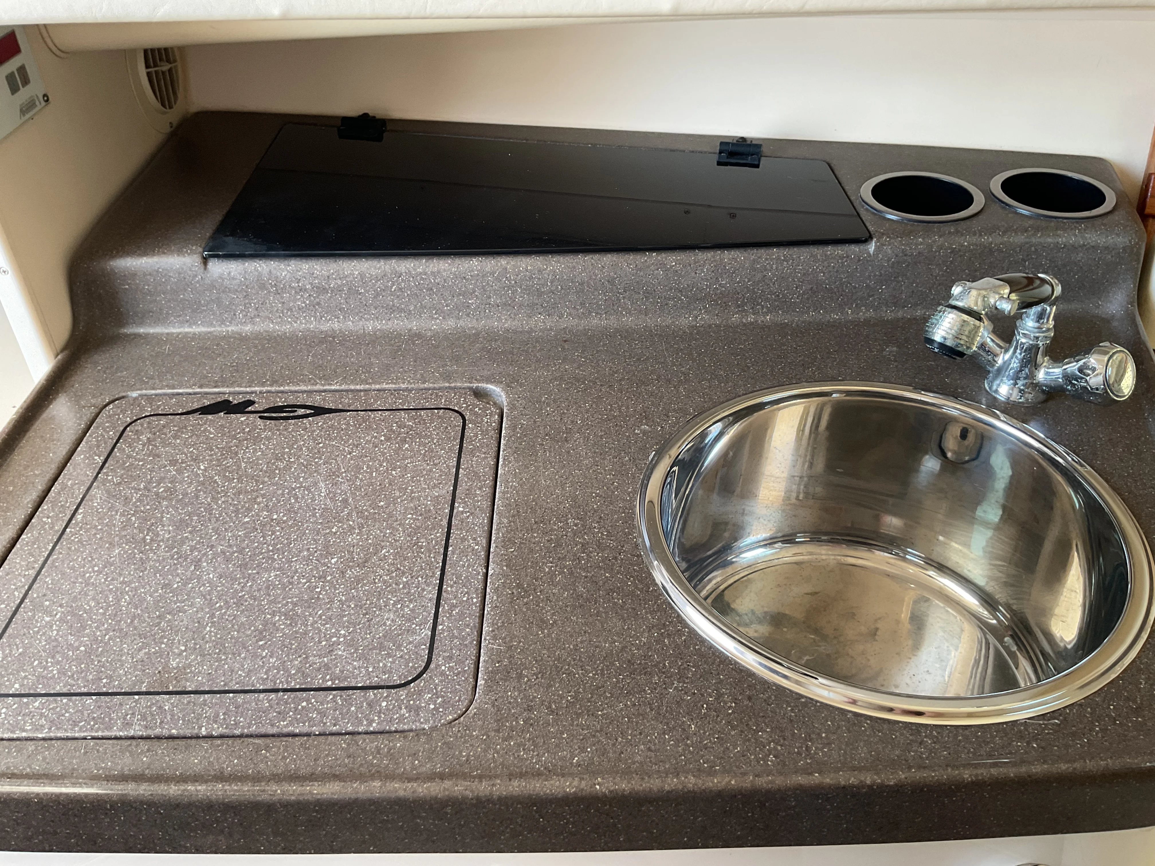 2006 Grady-White Marlin 300 Image Thumbnail #17