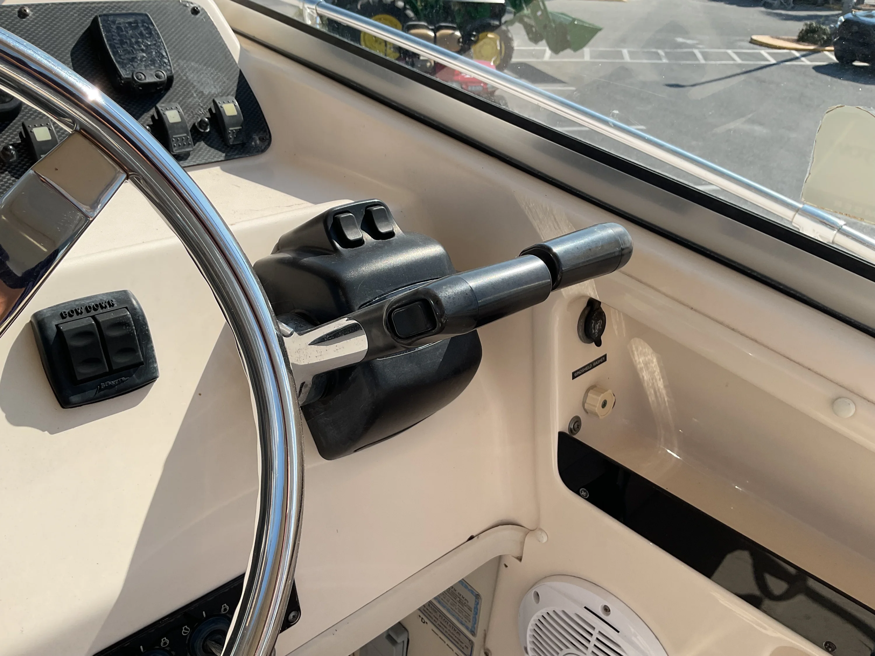 2006 Grady-White Marlin 300 Image Thumbnail #7