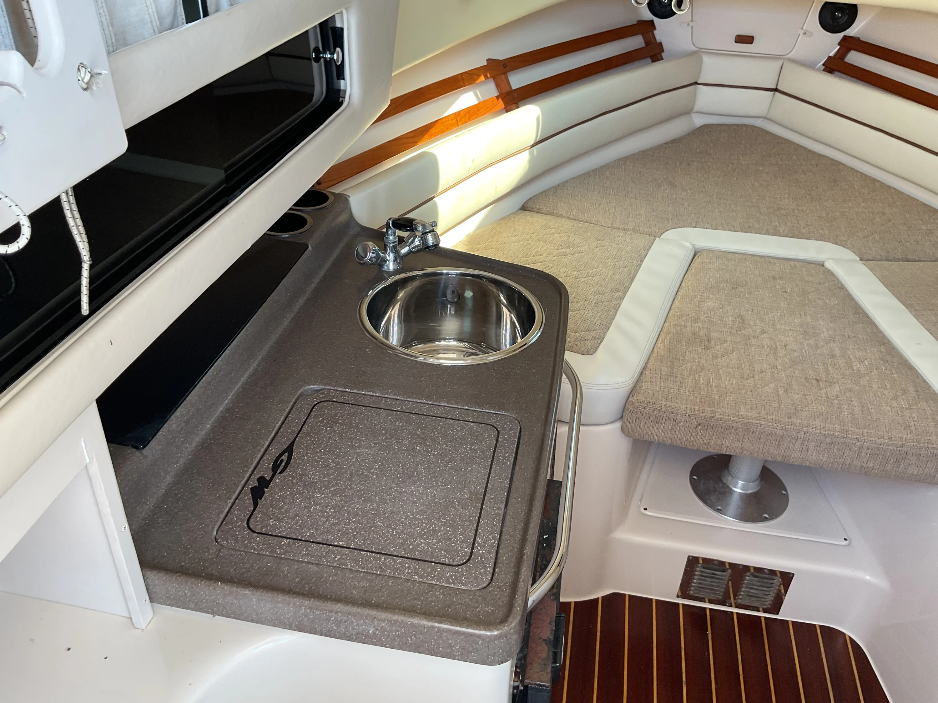 2006 Grady-White Marlin 300 Image Thumbnail #15