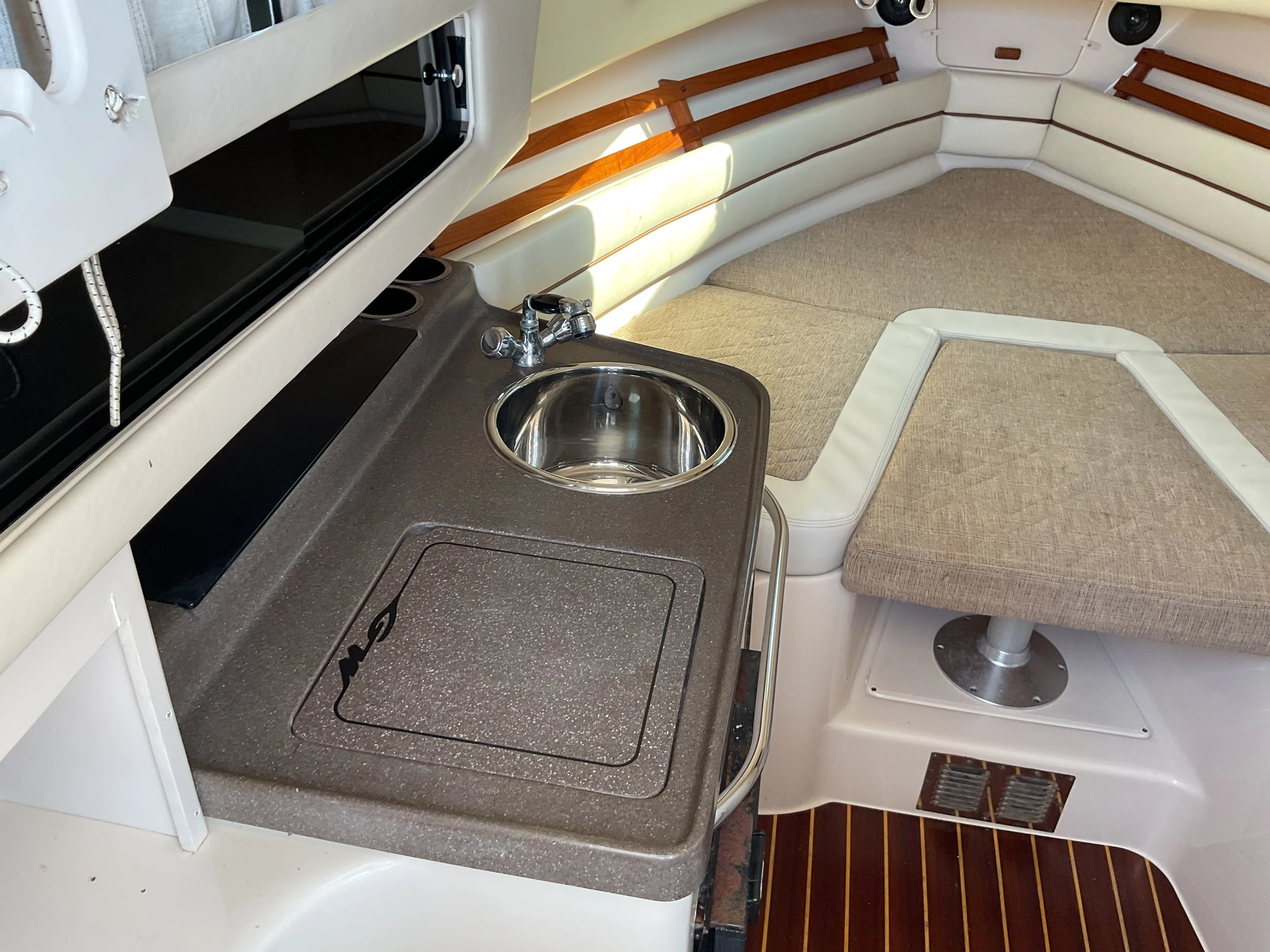 2006 Grady-White Marlin 300 Image Thumbnail #15