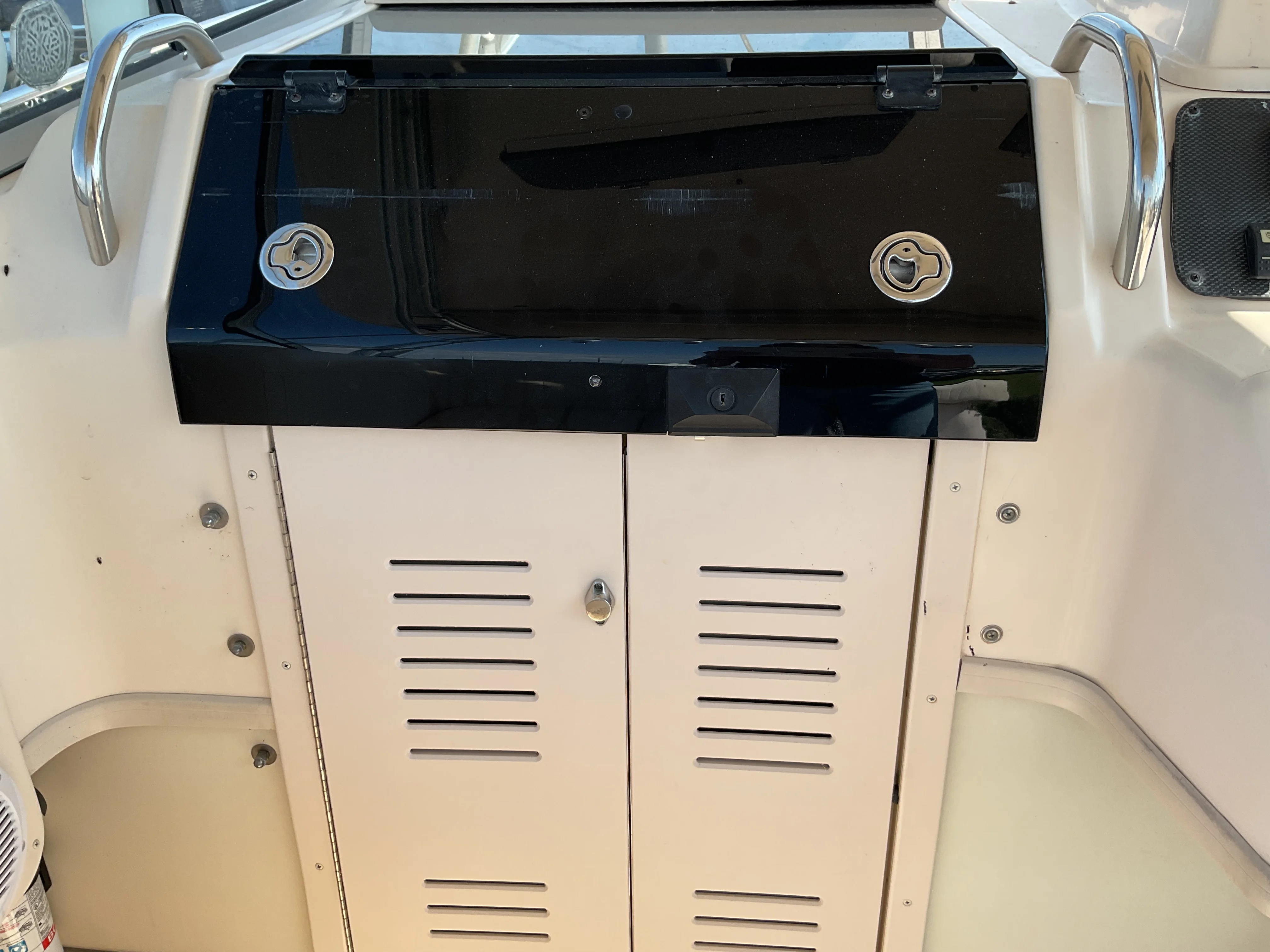 2006 Grady-White Marlin 300 Image Thumbnail #12