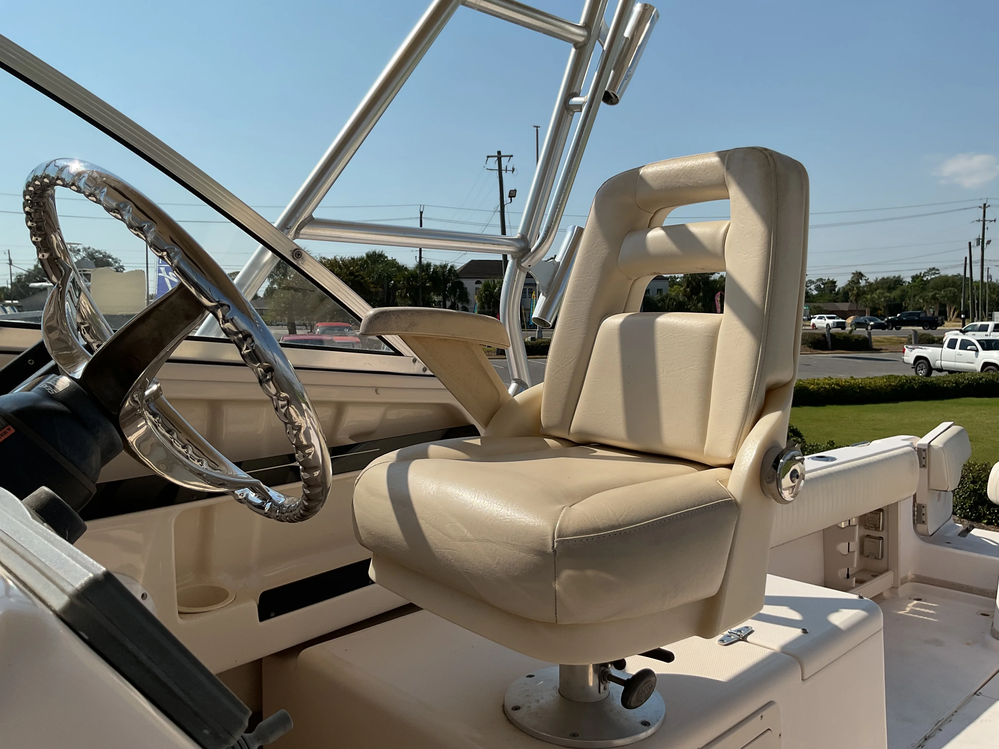 2006 Grady-White Marlin 300 Image Thumbnail #11