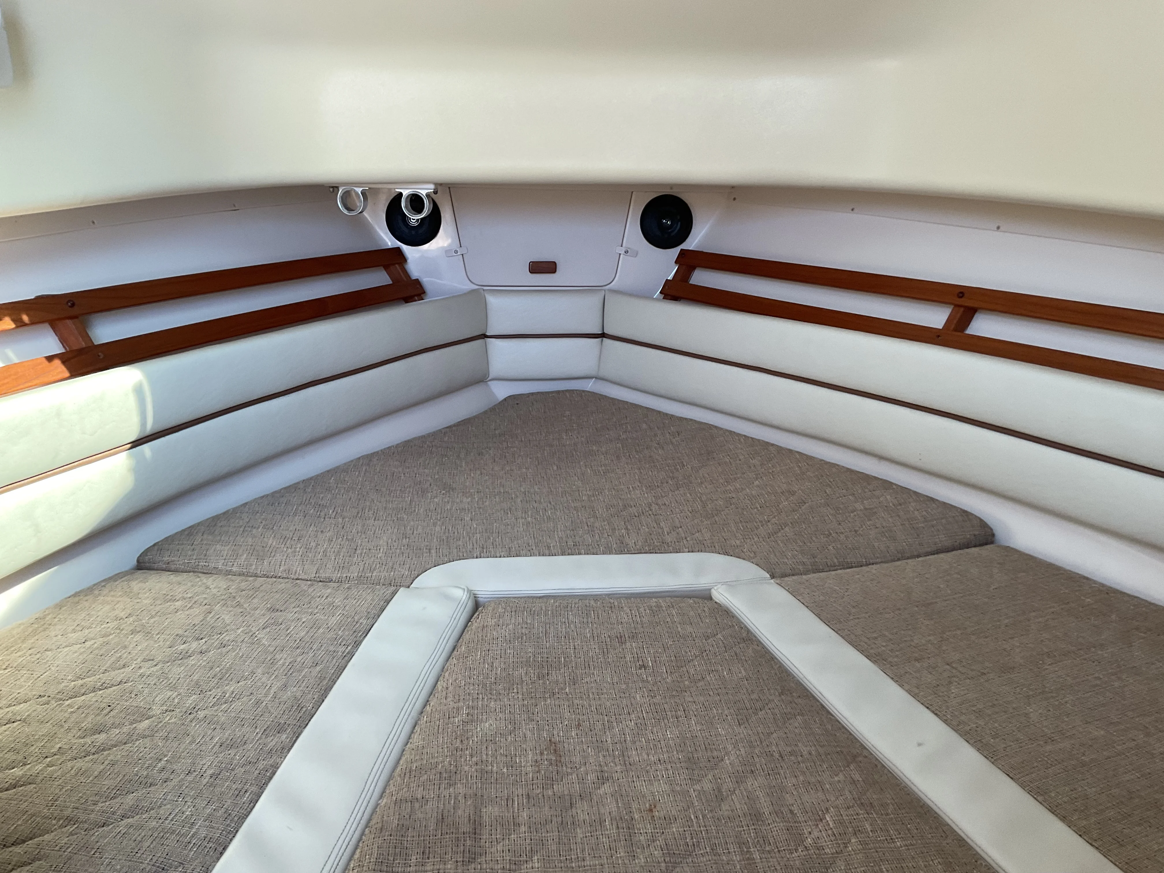 2006 Grady-White Marlin 300 Image Thumbnail #18