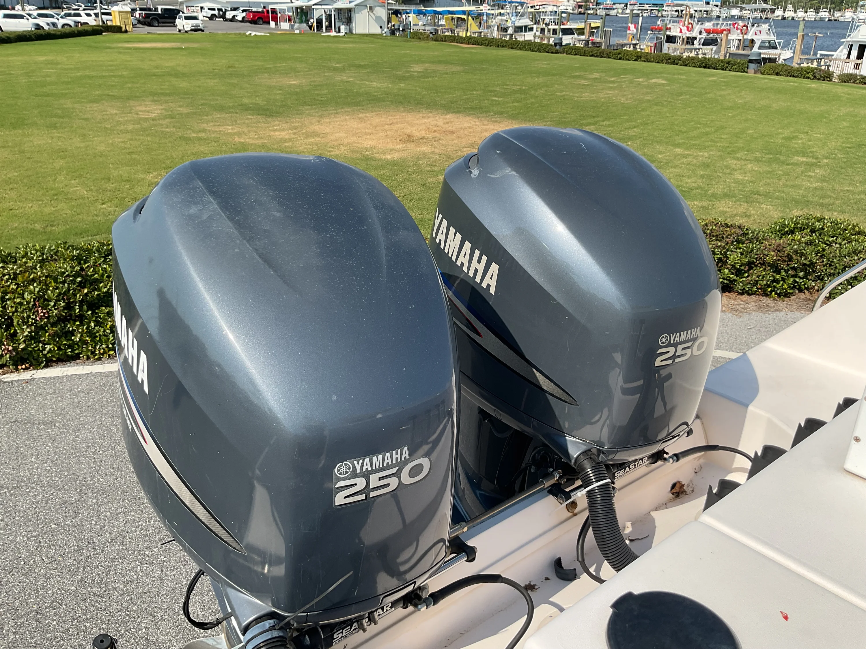 2006 Grady-White Marlin 300 Image Thumbnail #5