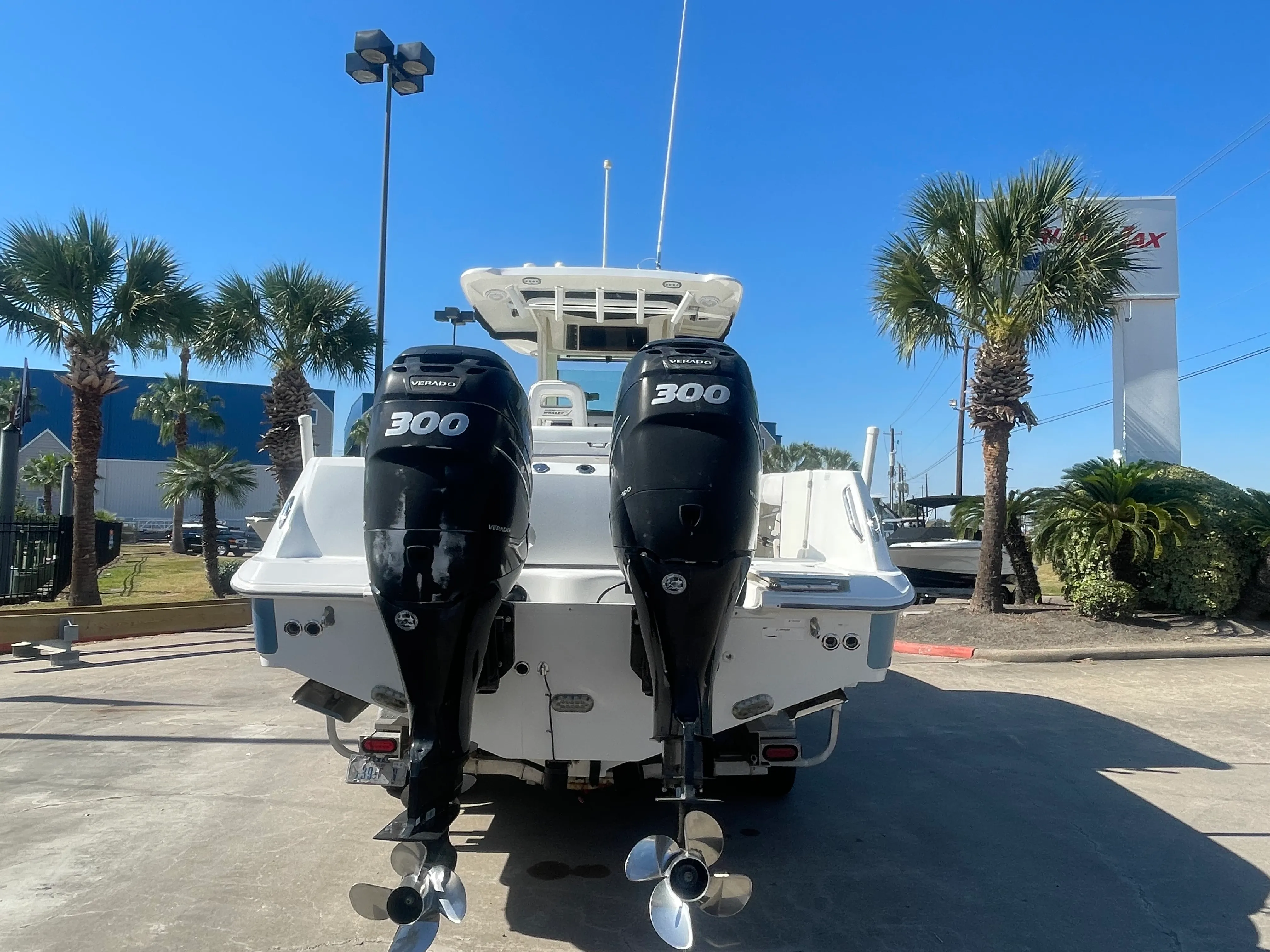 2013 Boston Whaler 320 OUTRAGE Image Thumbnail #6