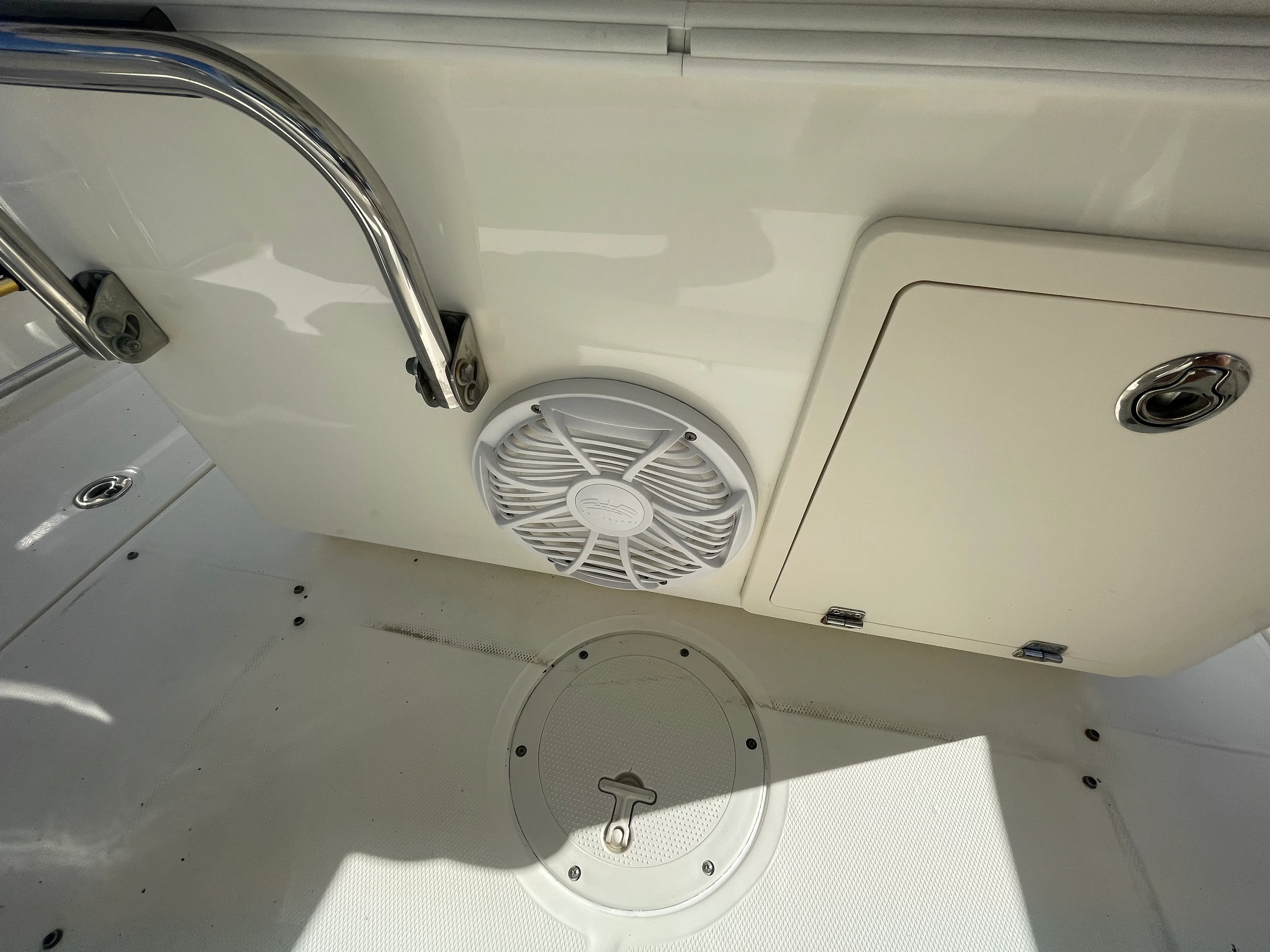 2013 Boston Whaler 320 OUTRAGE Image Thumbnail #23