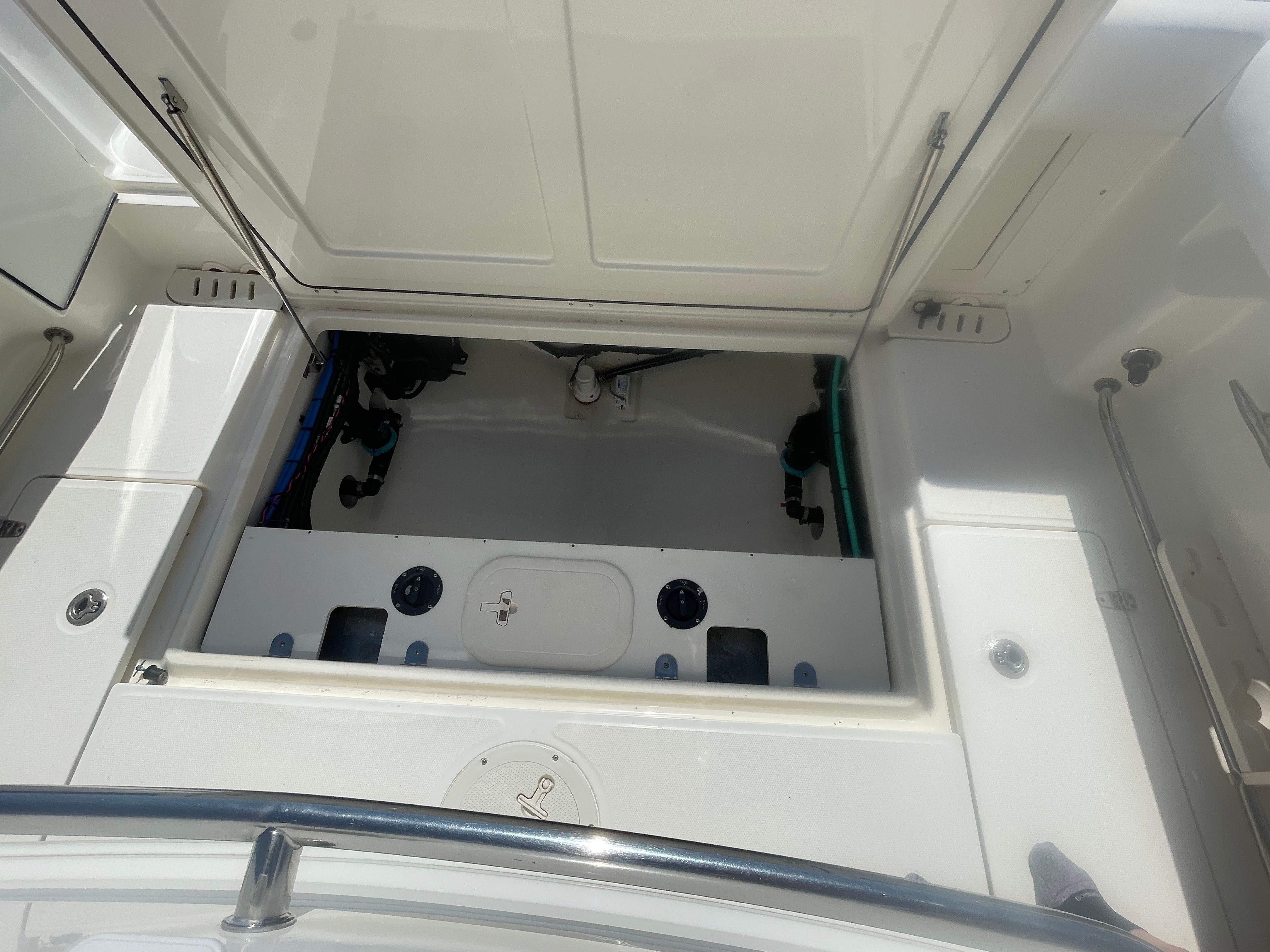 2013 Boston Whaler 320 OUTRAGE Image Thumbnail #33
