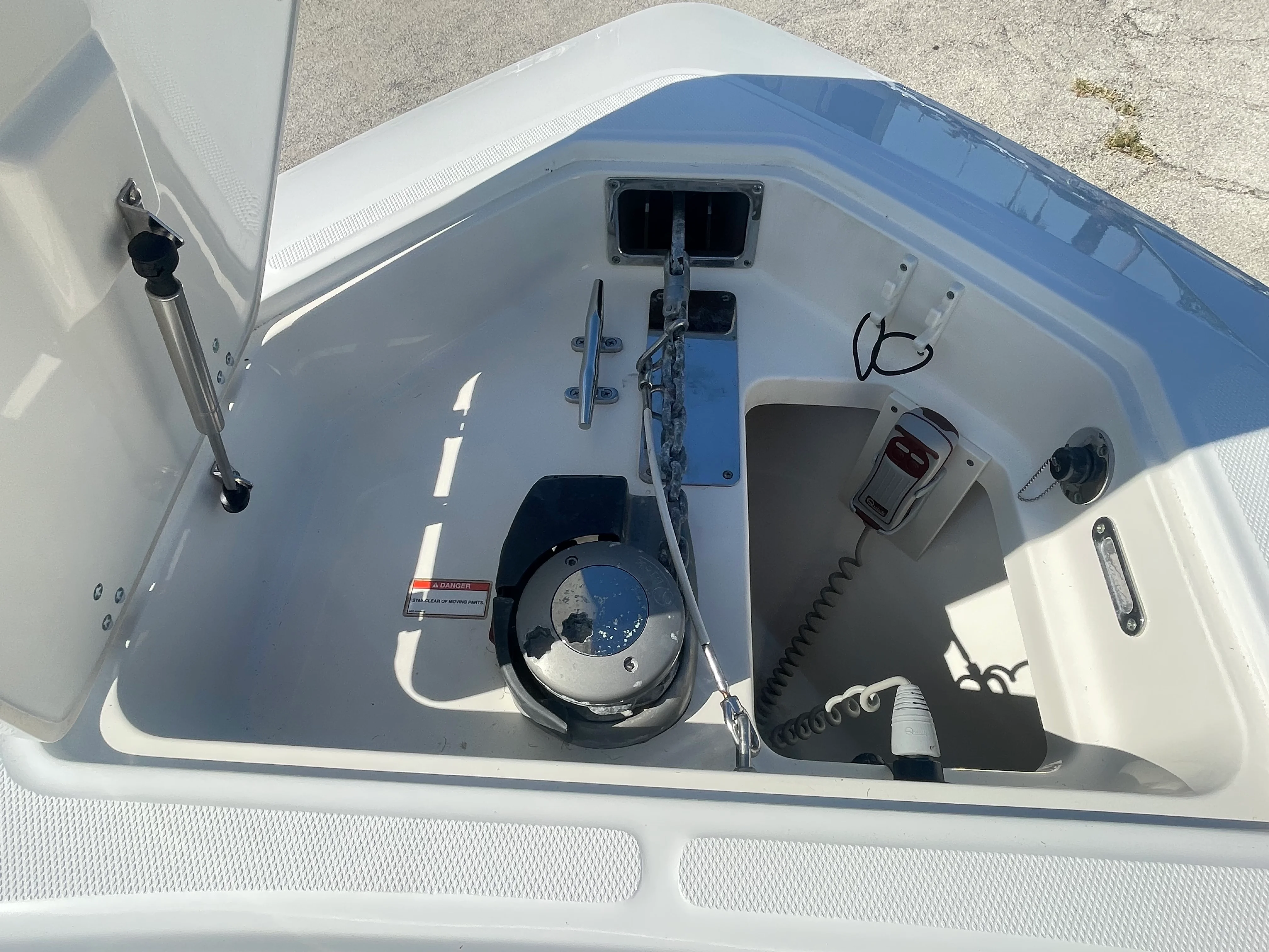 2013 Boston Whaler 320 OUTRAGE Image Thumbnail #21