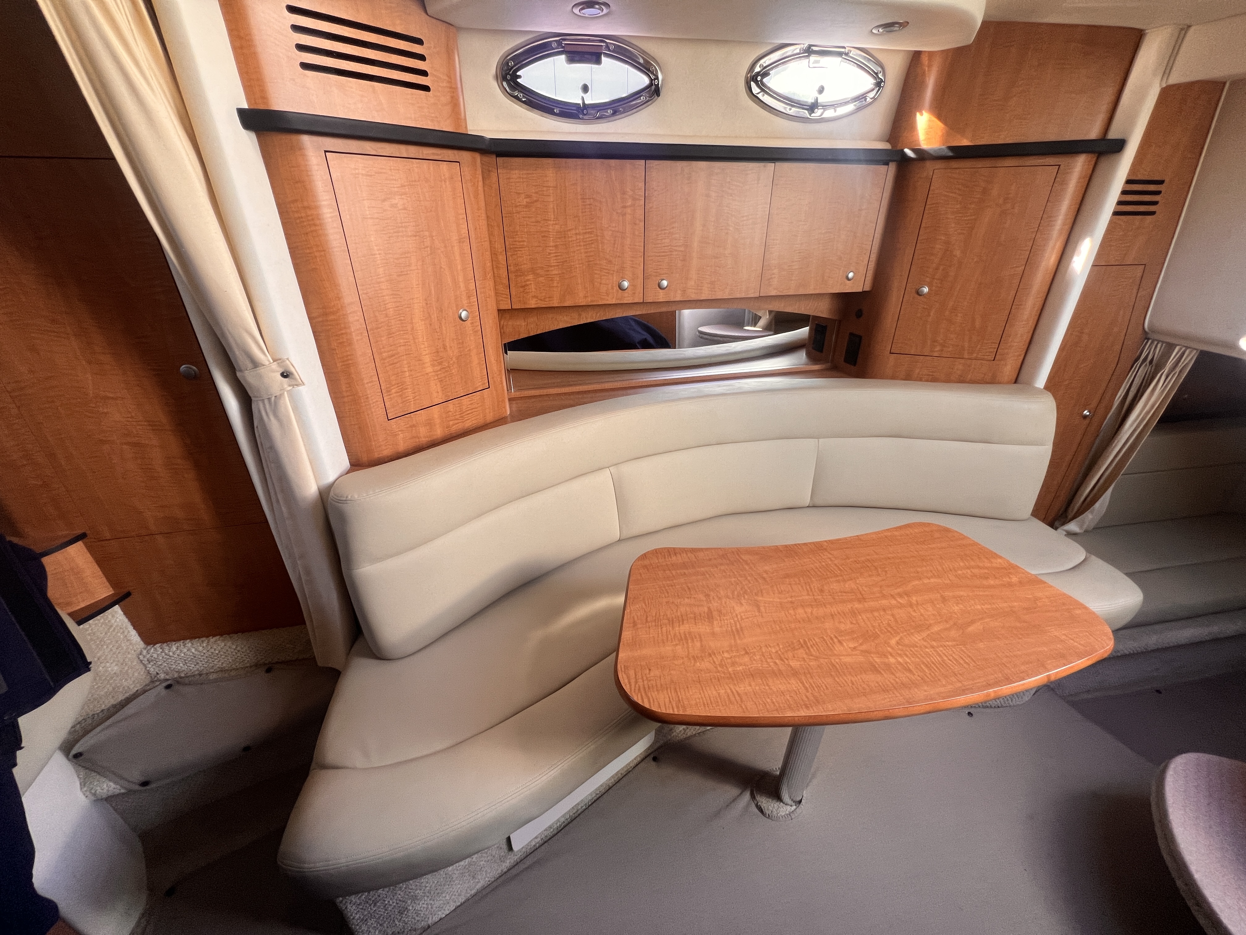 2006 Sea Ray 320 Sundancer Image Thumbnail #14