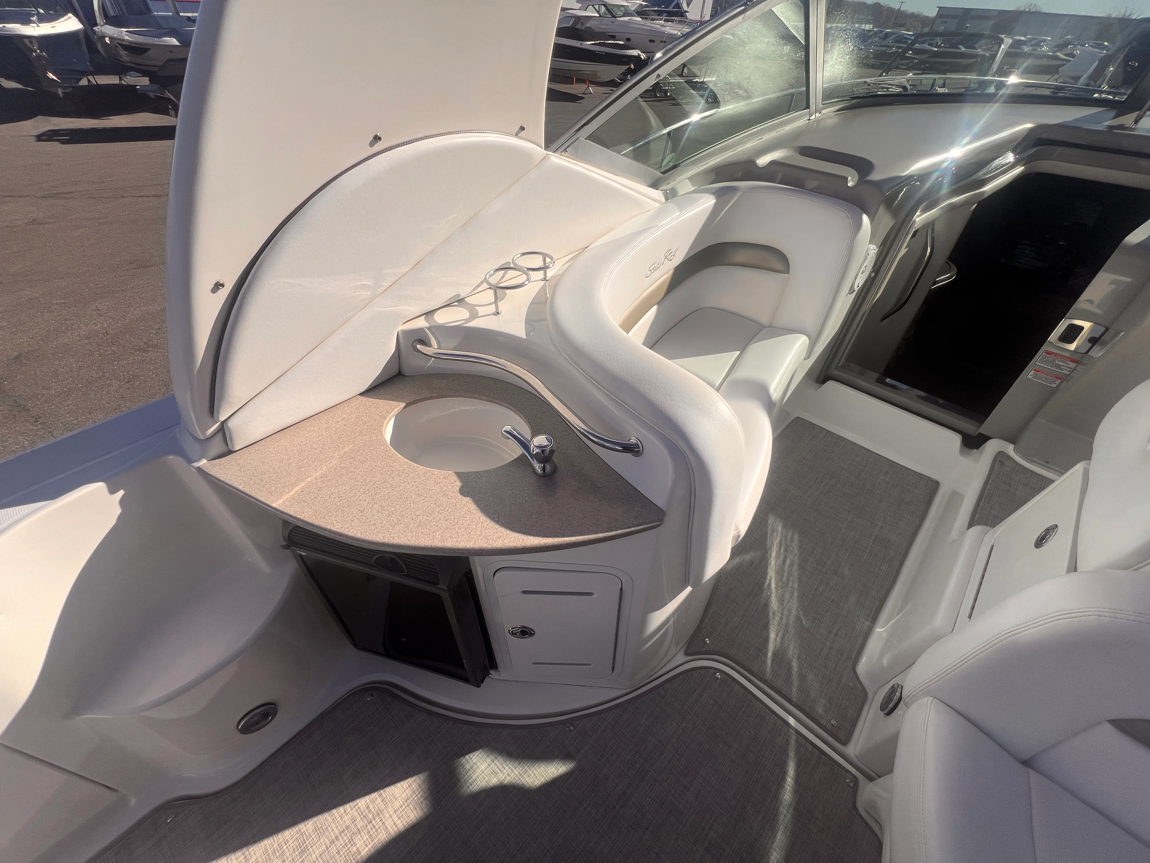 2006 Sea Ray 320 Sundancer Image Thumbnail #10